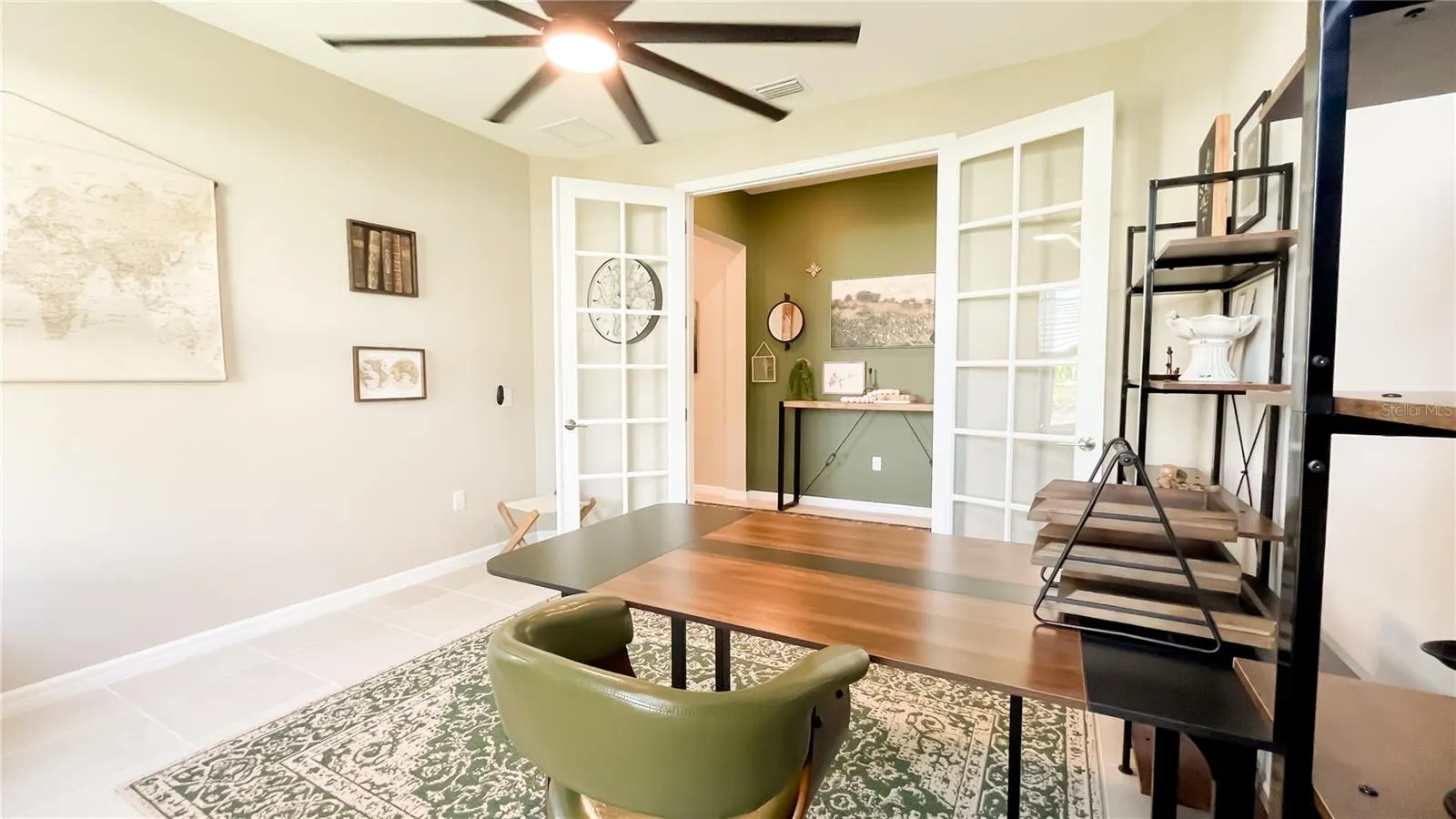 5684 BLUE REEF PLACE