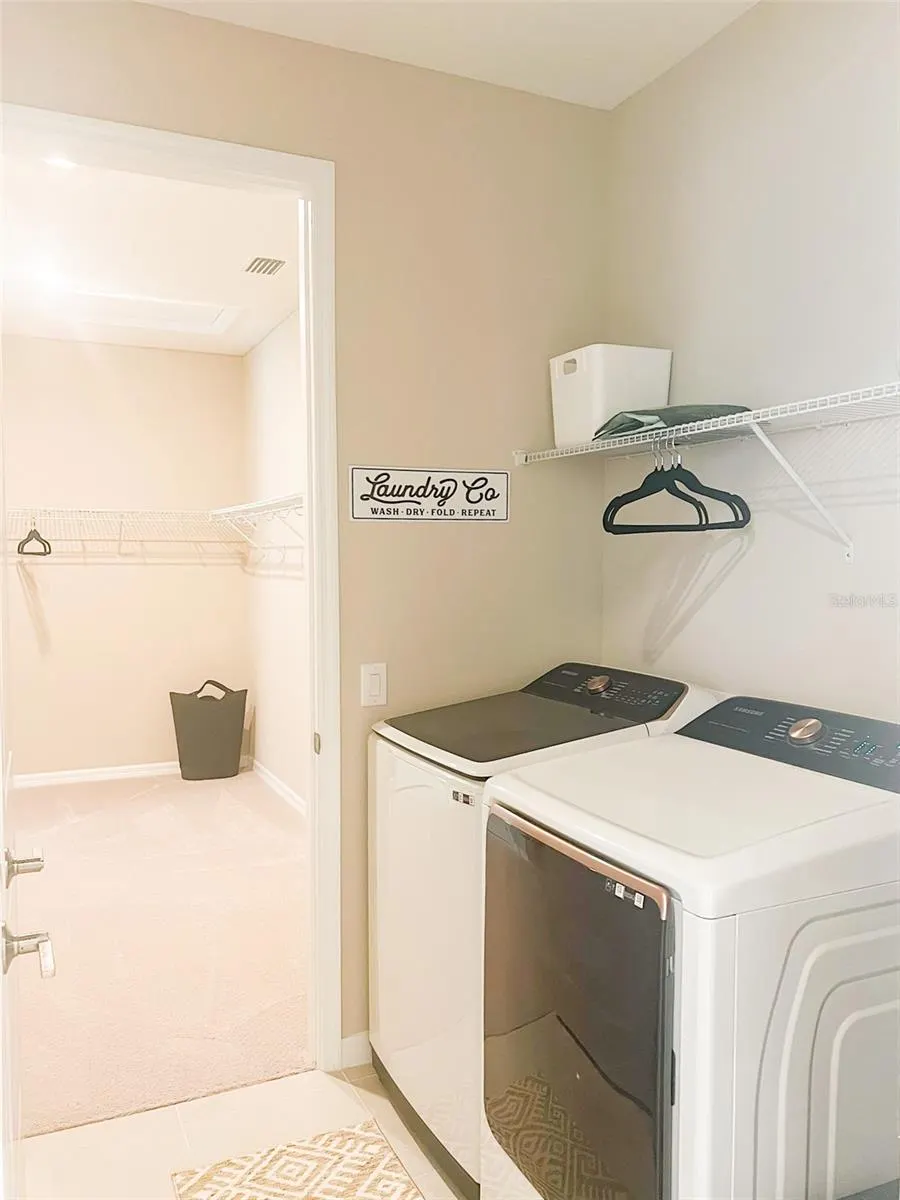 5684 BLUE REEF PLACE