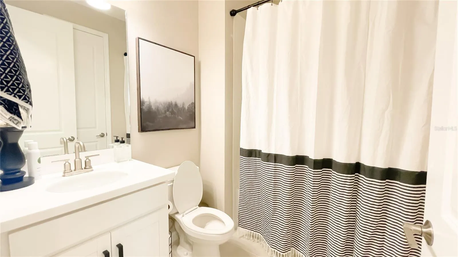 5684 BLUE REEF PLACE
