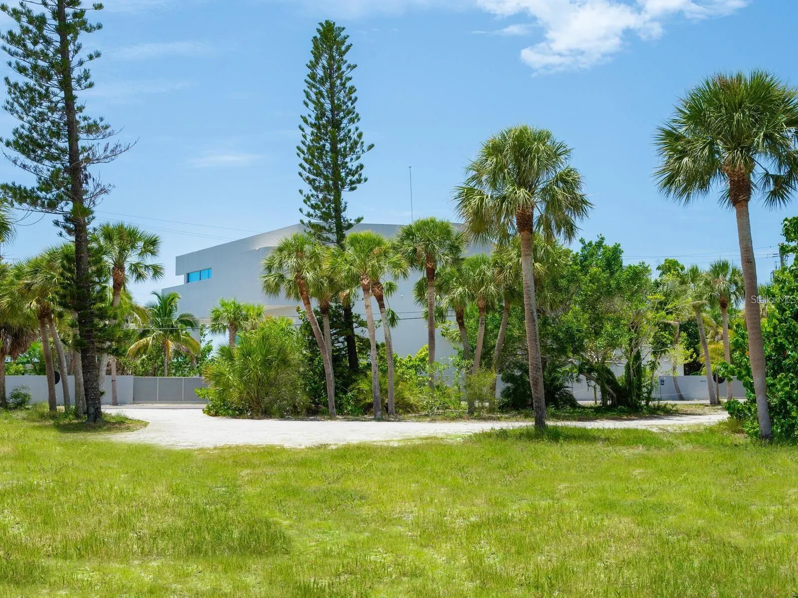 4020 CASEY KEY RD