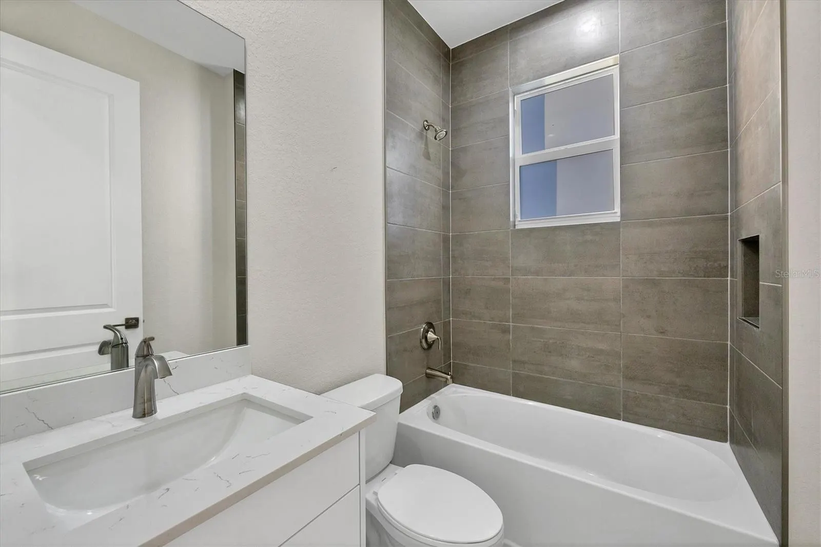 2258 MARGARET LN