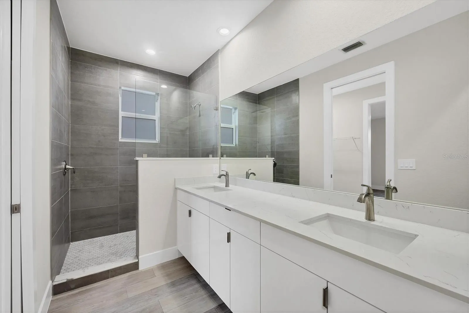 2258 MARGARET LN
