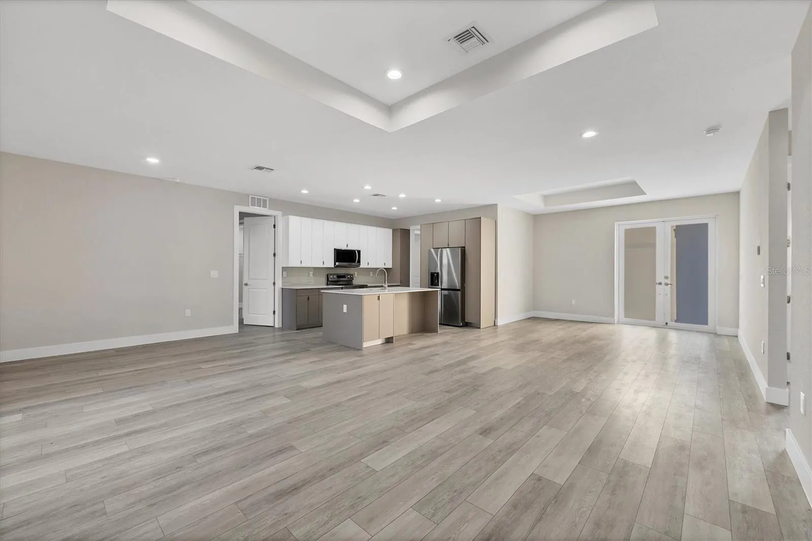 2258 MARGARET LN