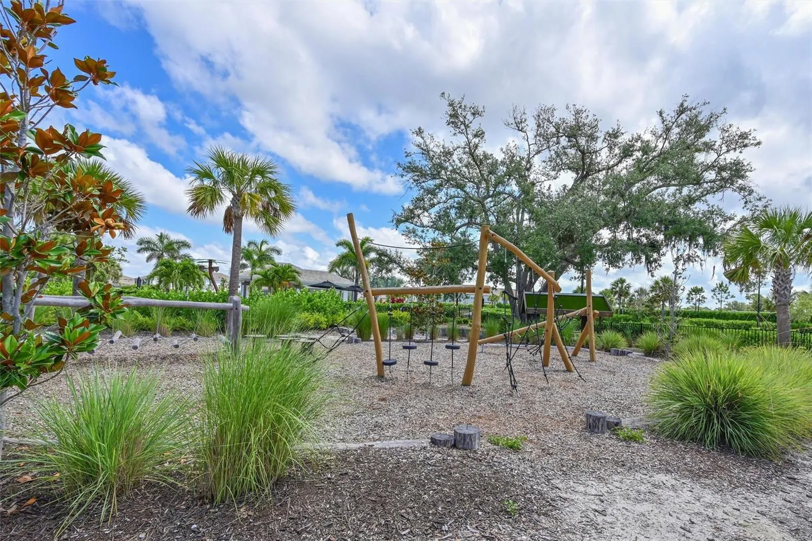 15033 SHADY PALMS LN
