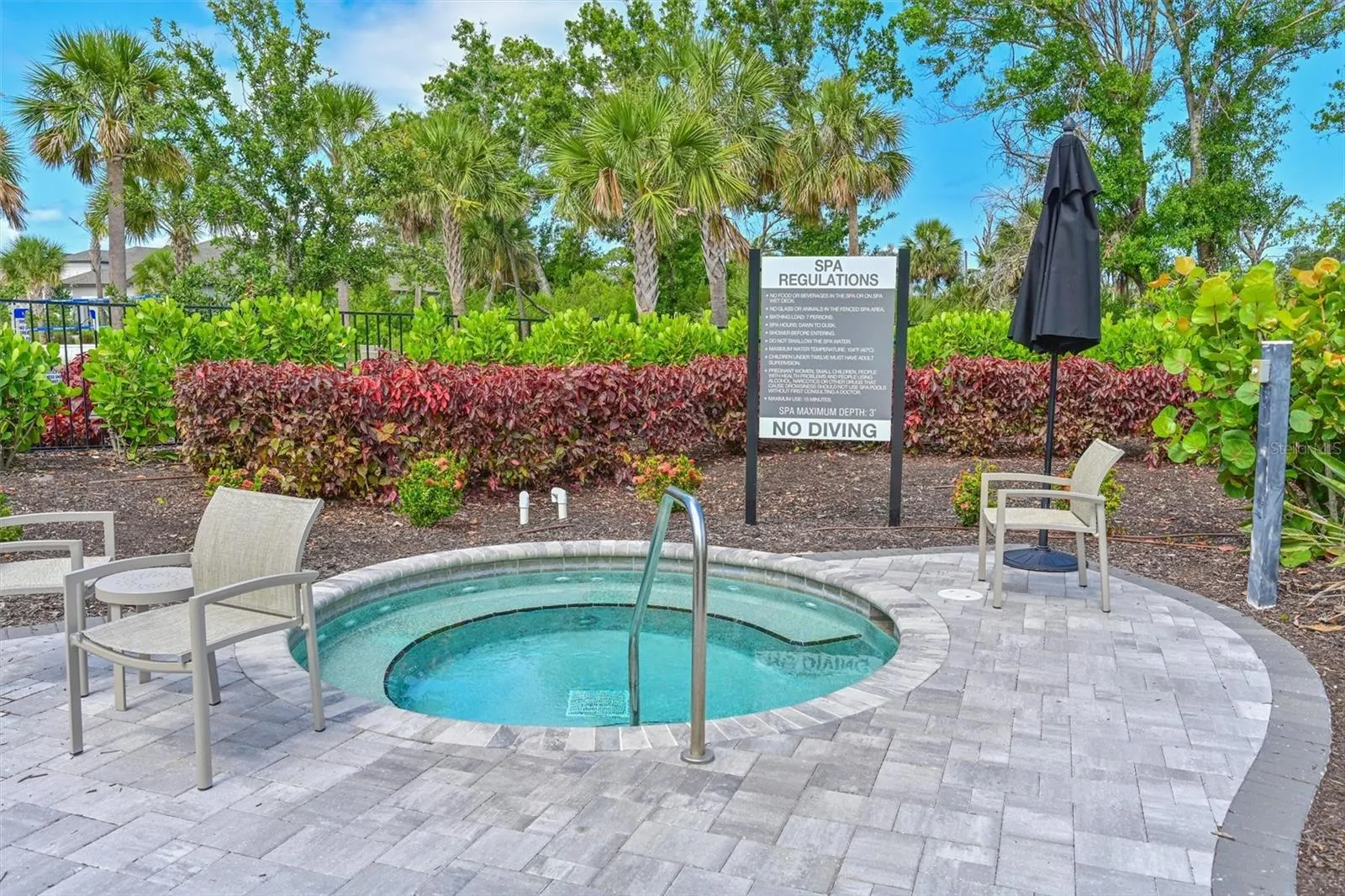 15033 SHADY PALMS LN