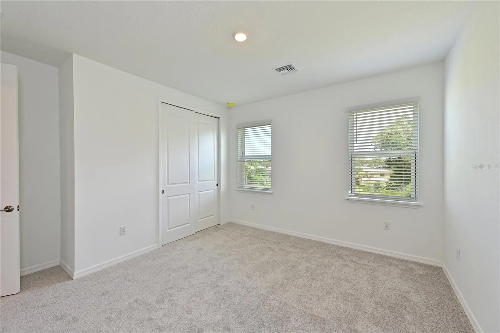 15033 SHADY PALMS LN