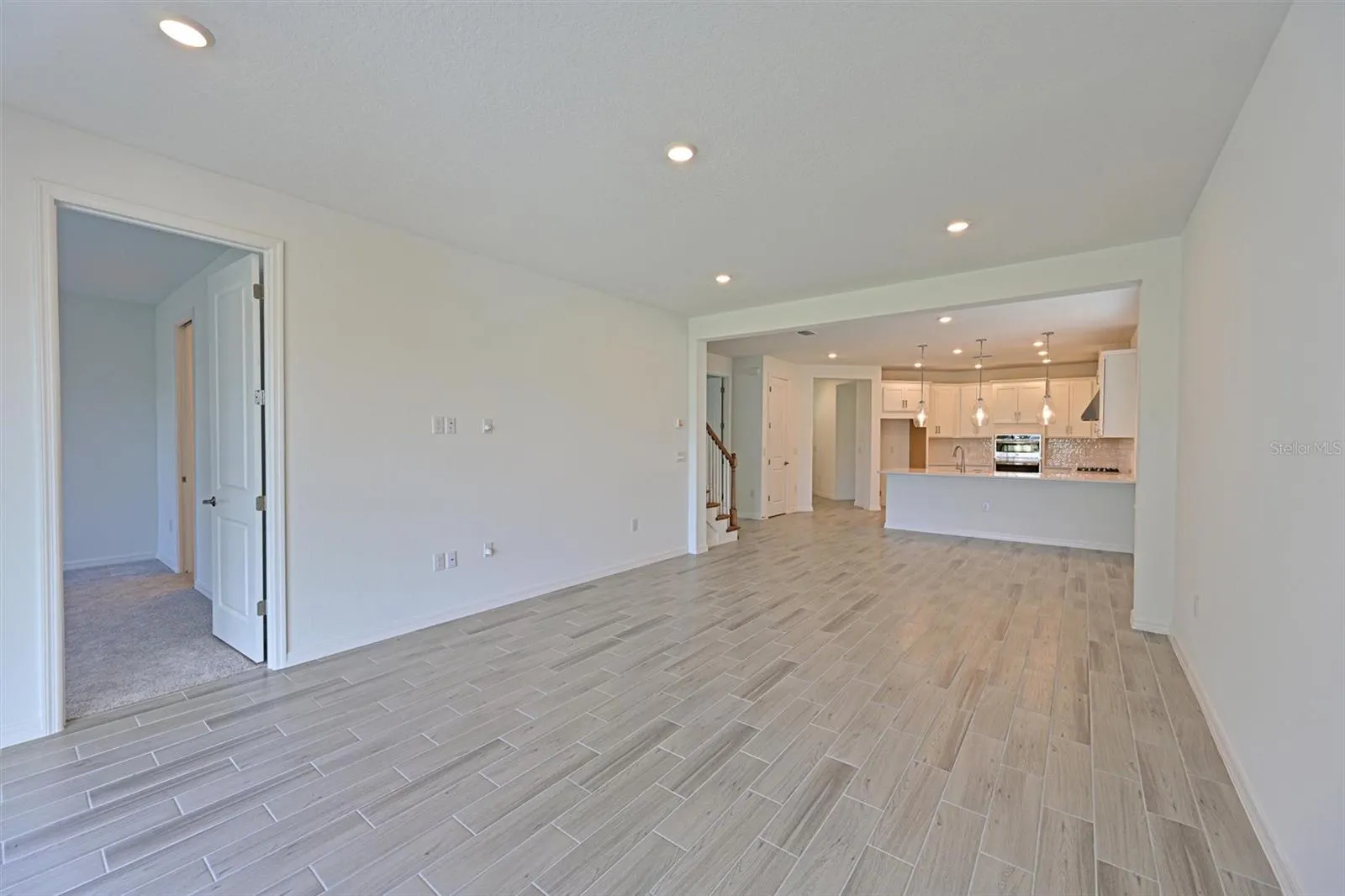 15033 SHADY PALMS LN