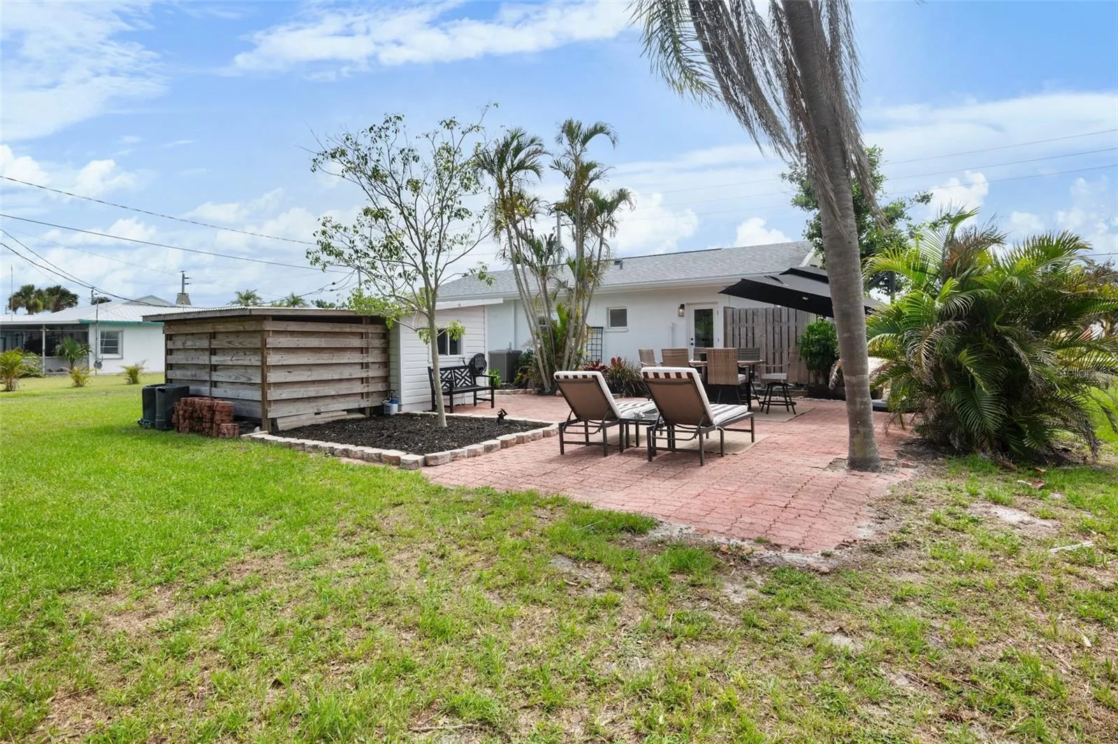 404 BAYSHORE RD