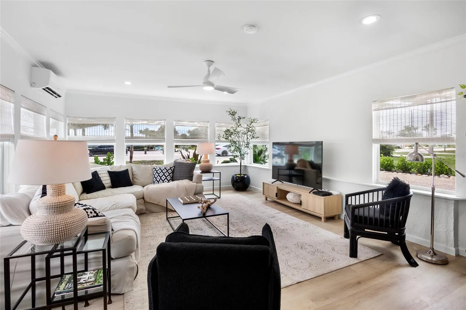 404 BAYSHORE RD