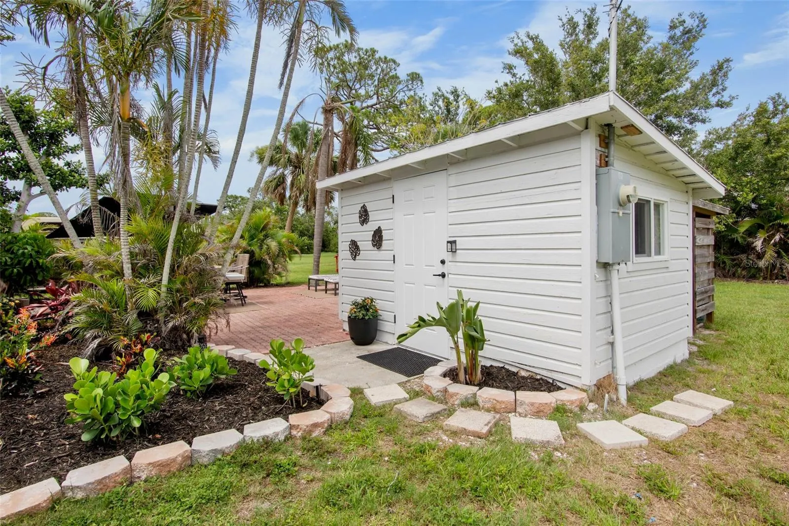 404 BAYSHORE RD
