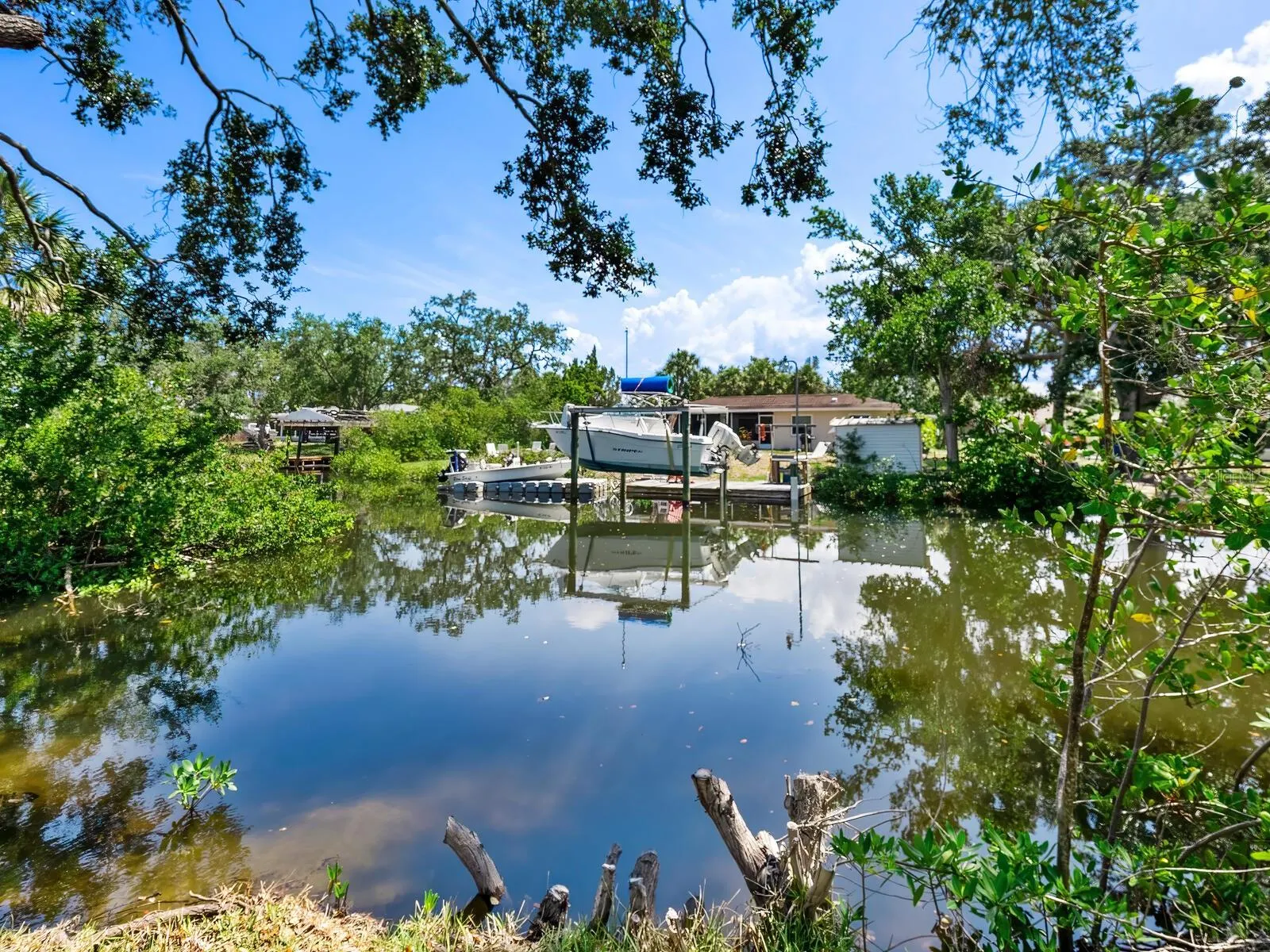 606 BITTNER BLVD