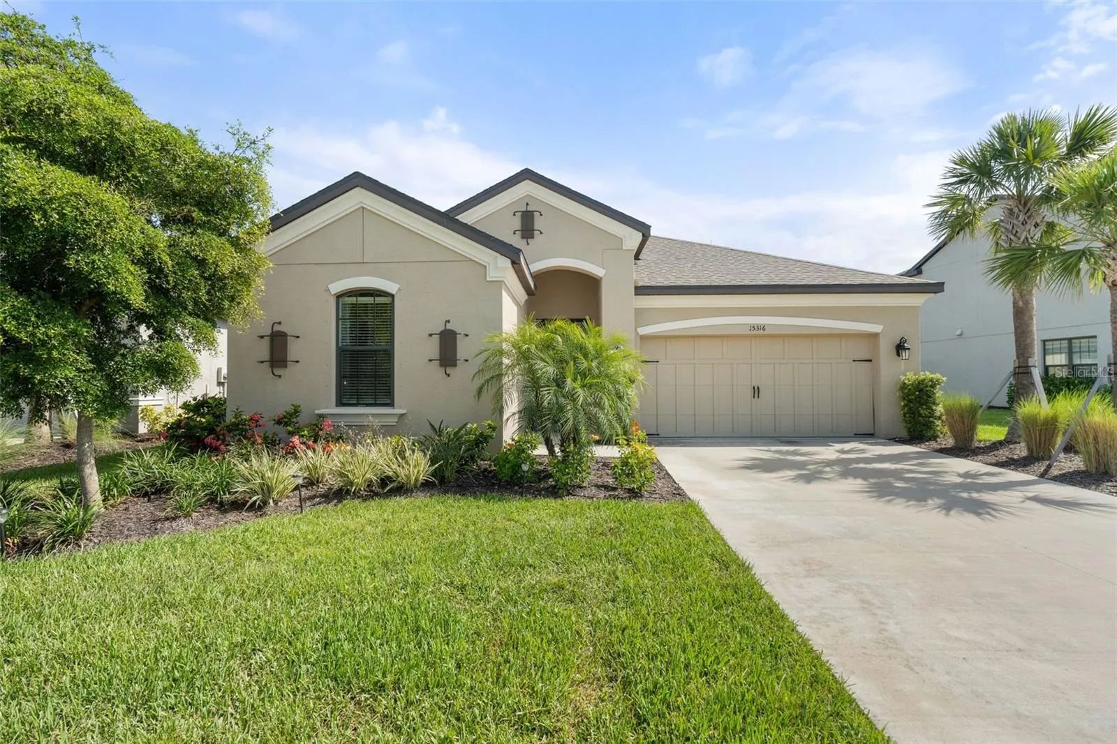 15316 SHADY PALMS LN