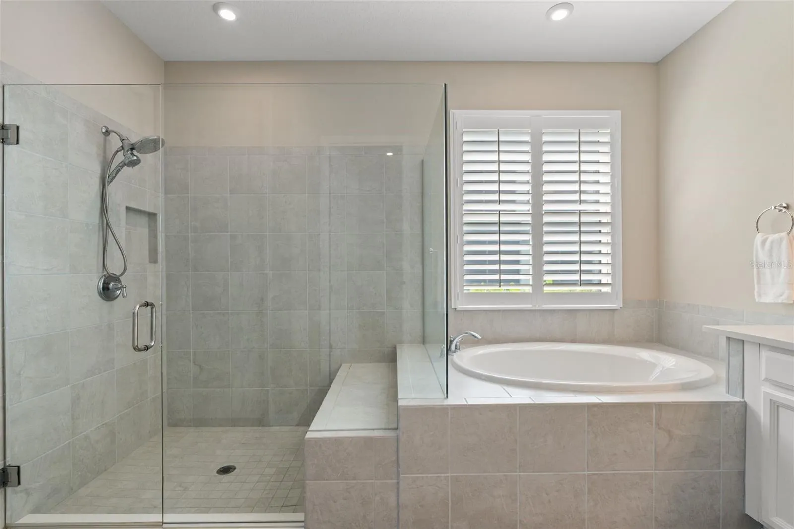 15316 SHADY PALMS LN