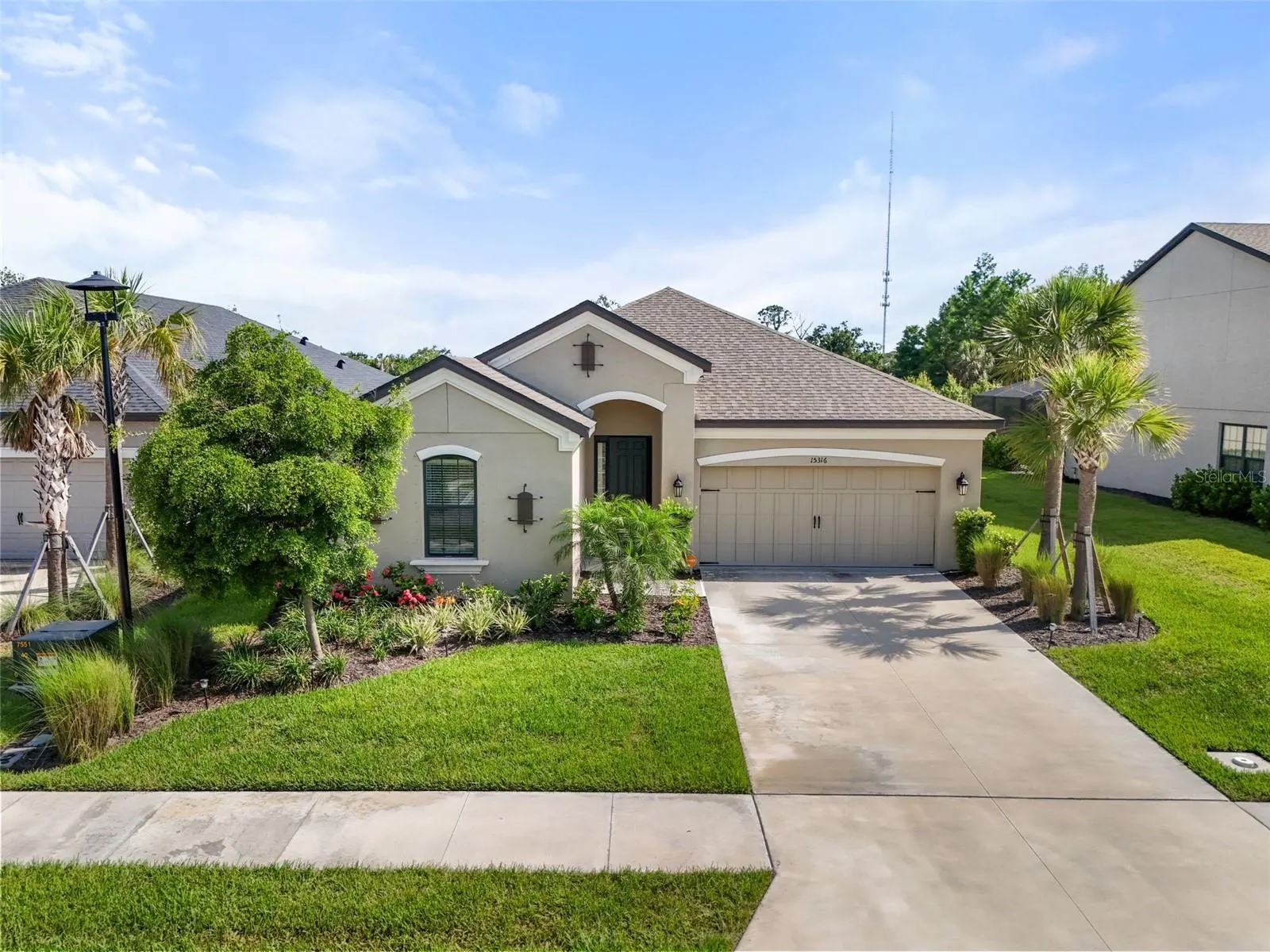 15316 SHADY PALMS LN