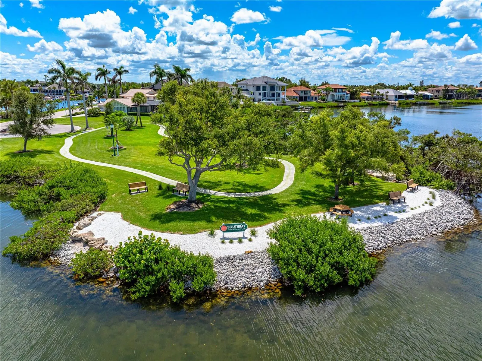 1484 SEAFARER DR