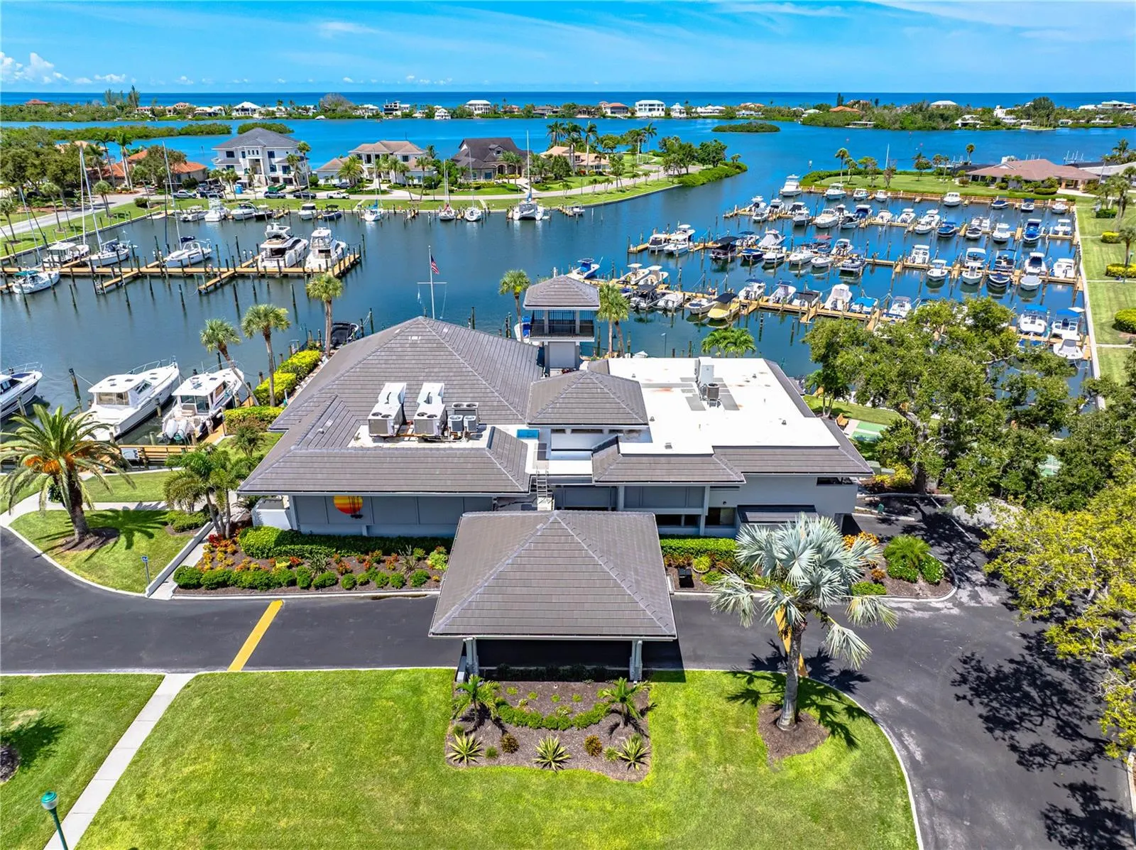 1484 SEAFARER DR