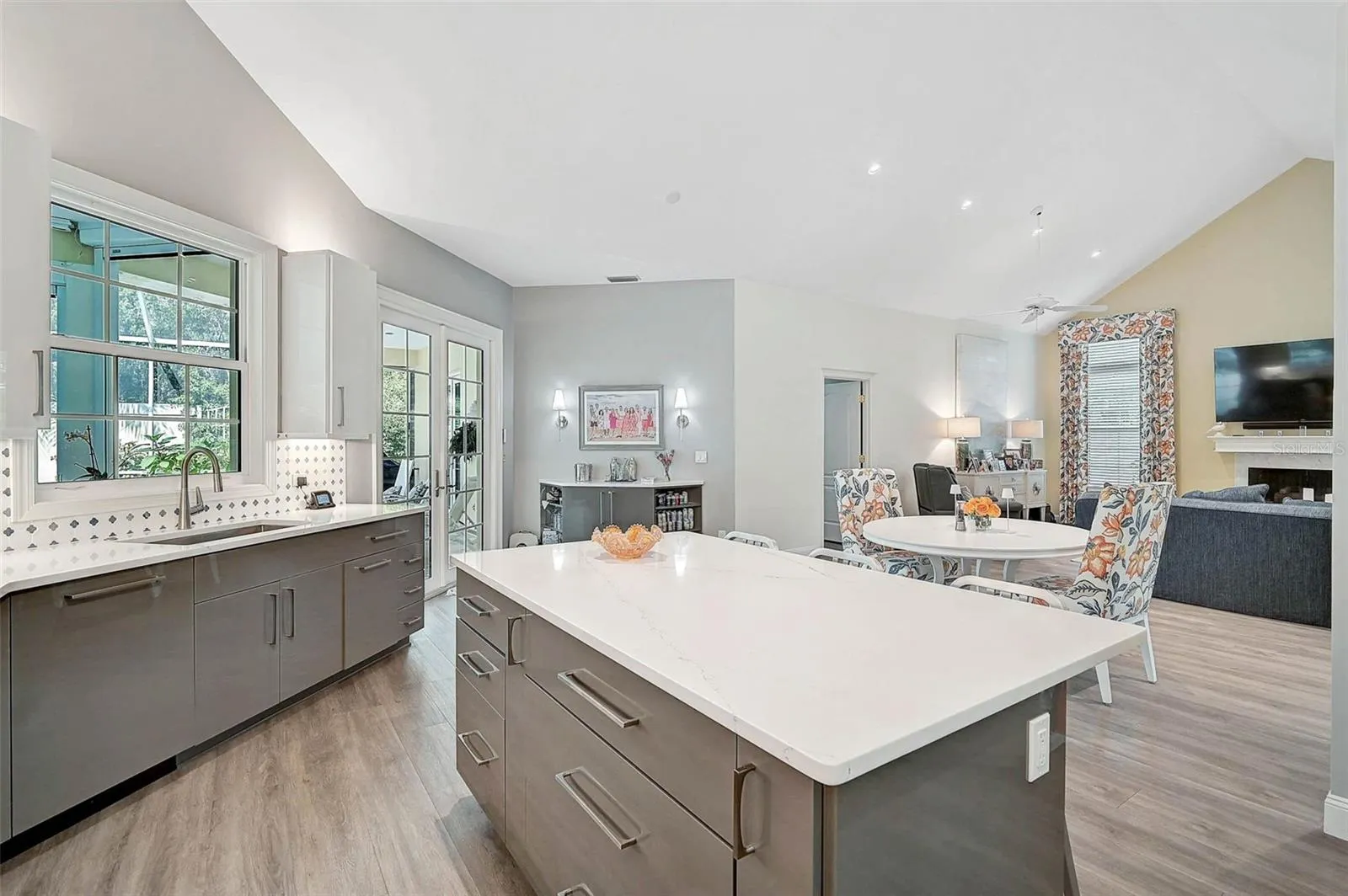 140 SUGAR MILL DR