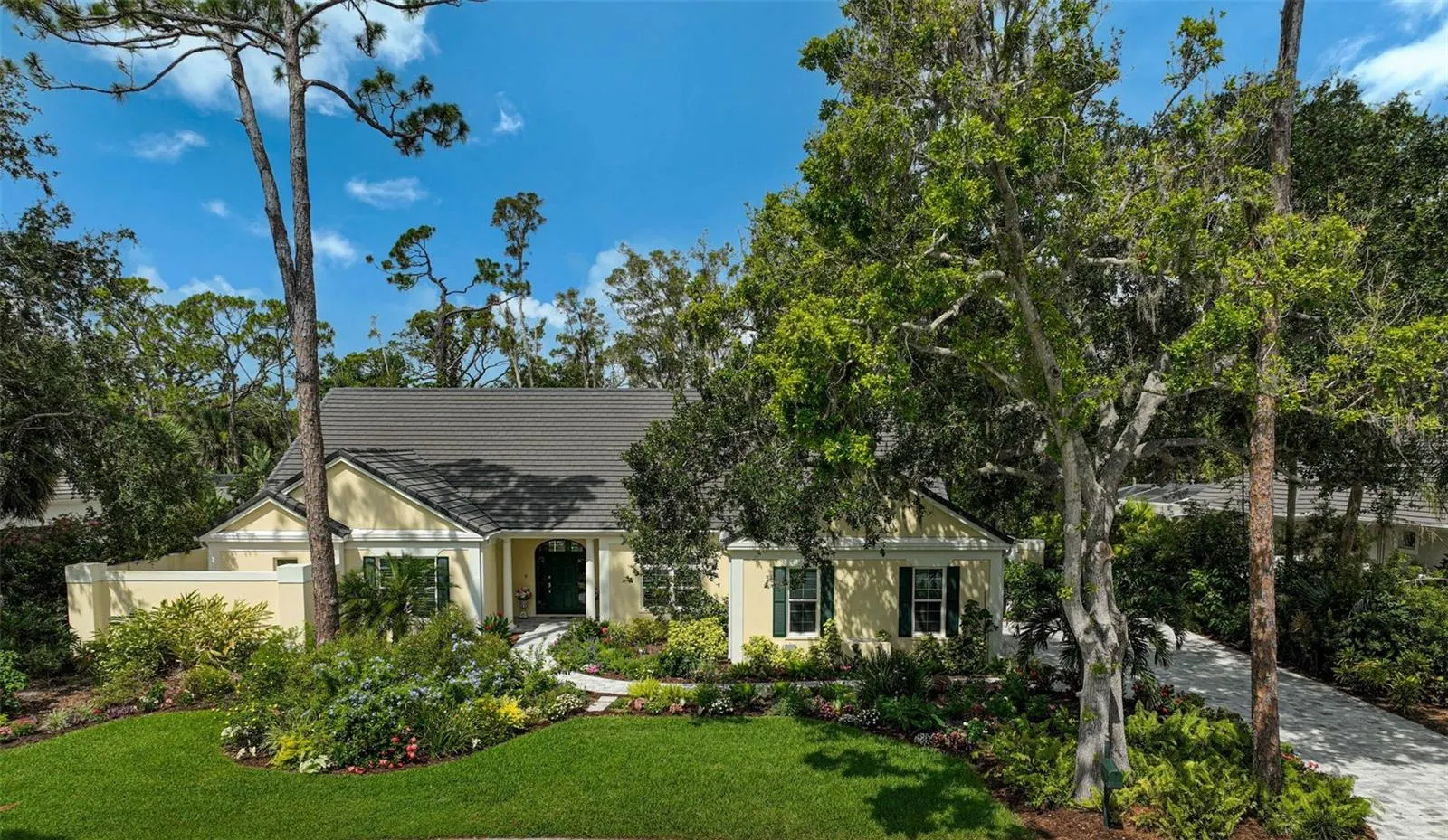 140 SUGAR MILL DR
