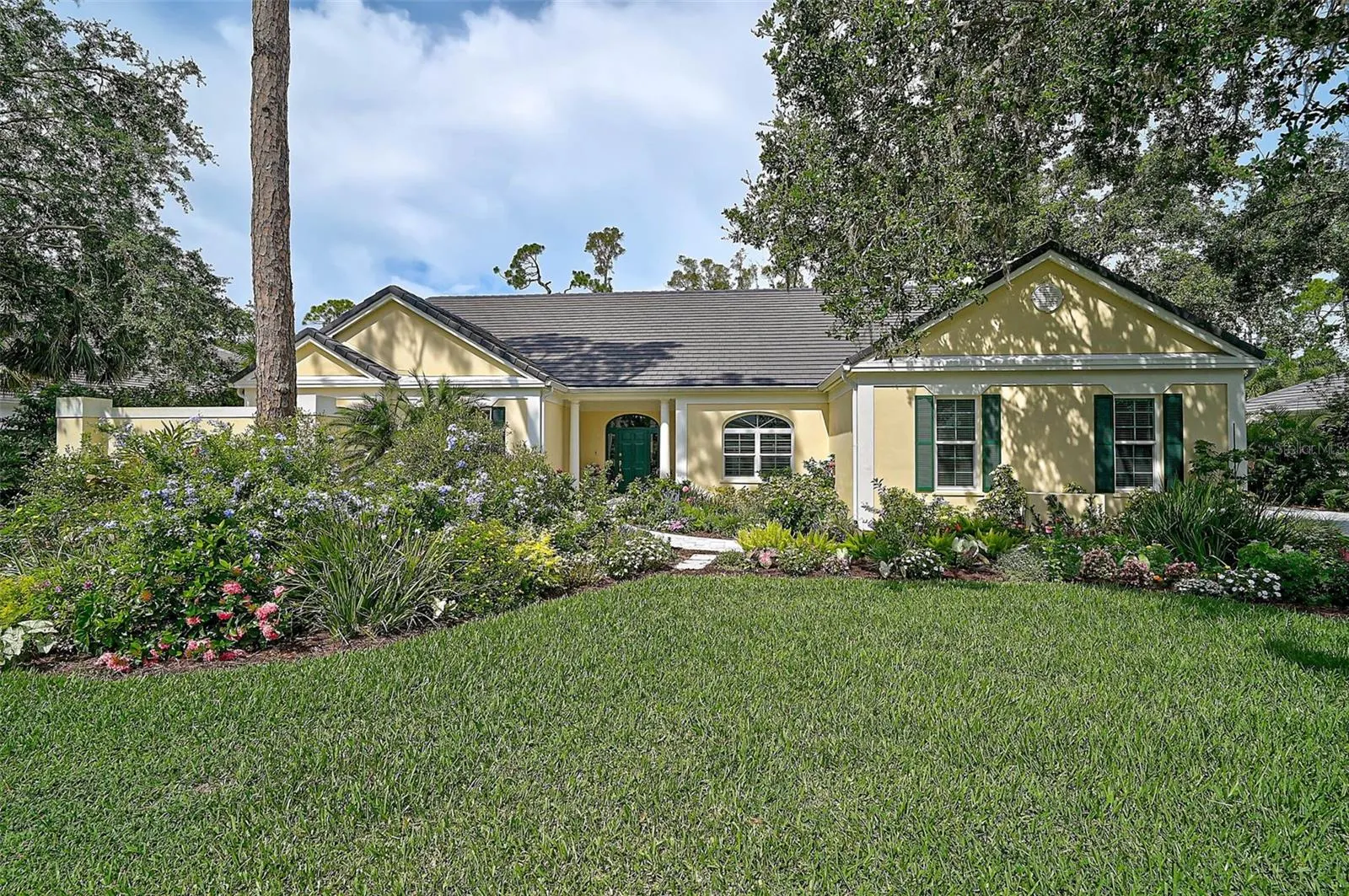 140 SUGAR MILL DR