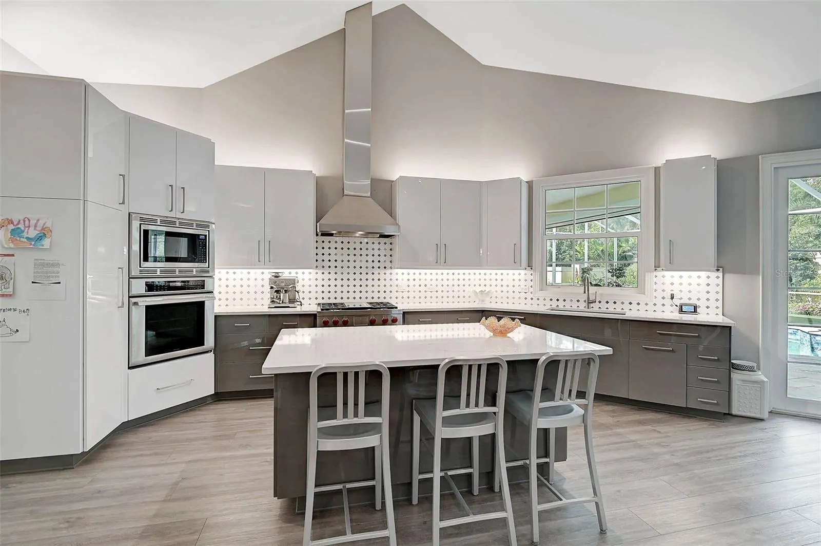 140 SUGAR MILL DR