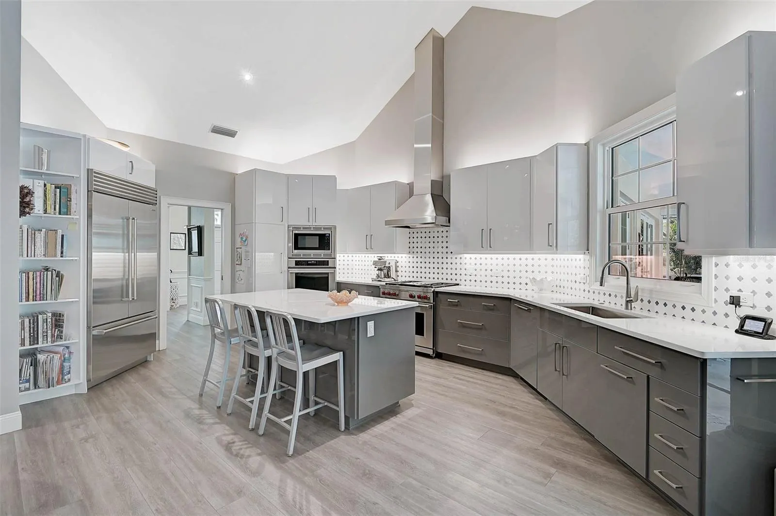 140 SUGAR MILL DR