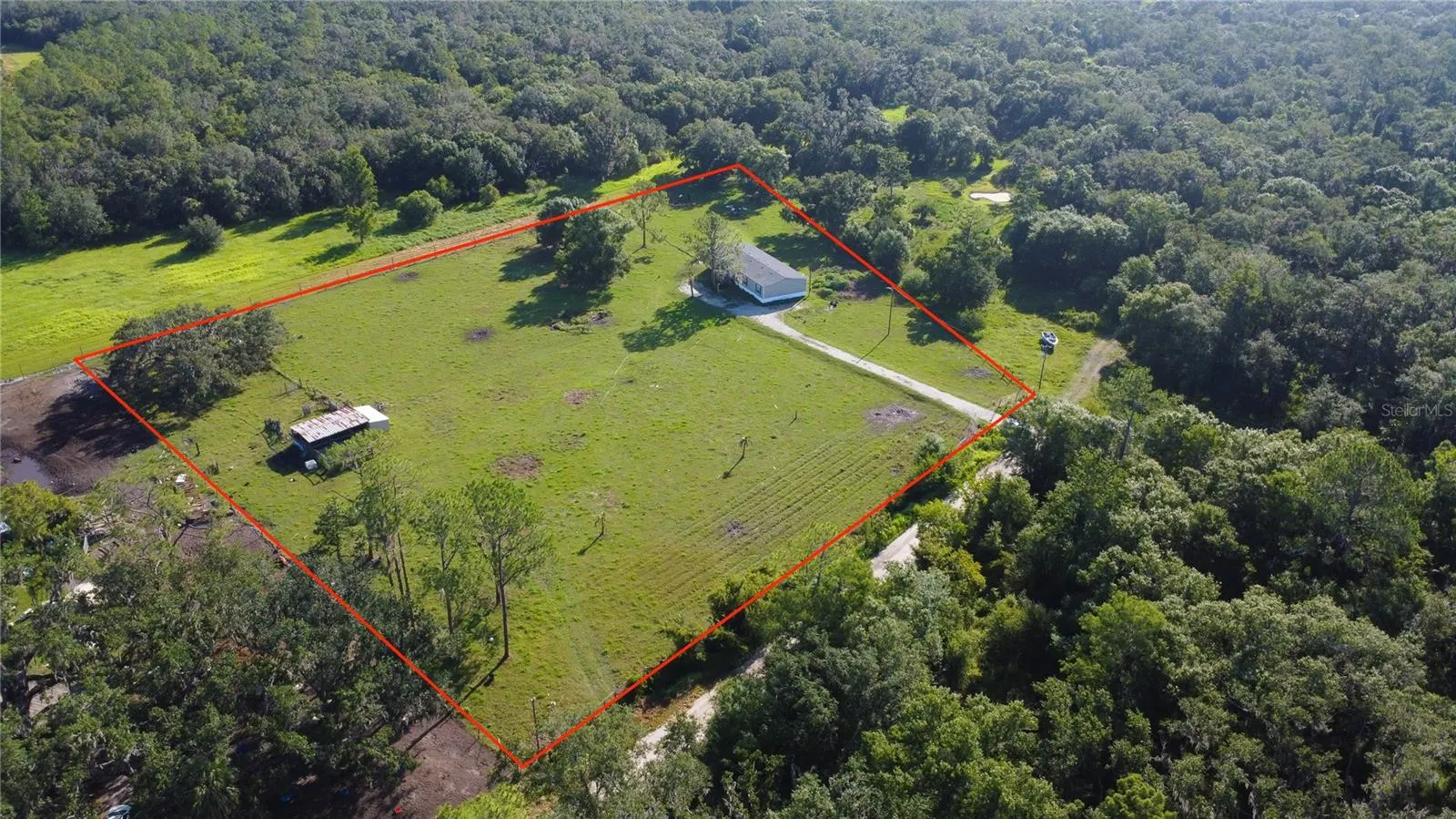 437 BRONCO DR