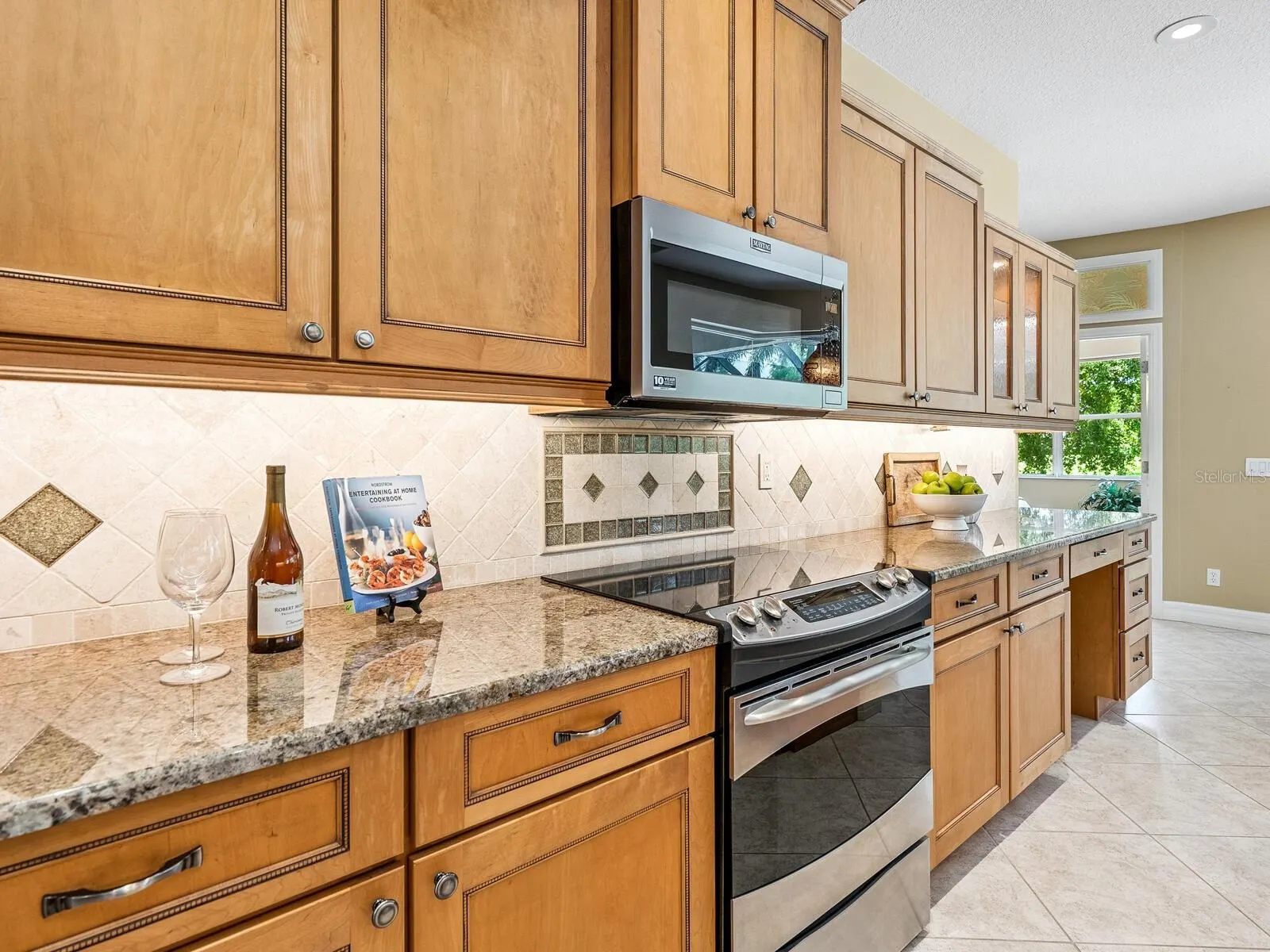 678 CRANE PRAIRIE WAY