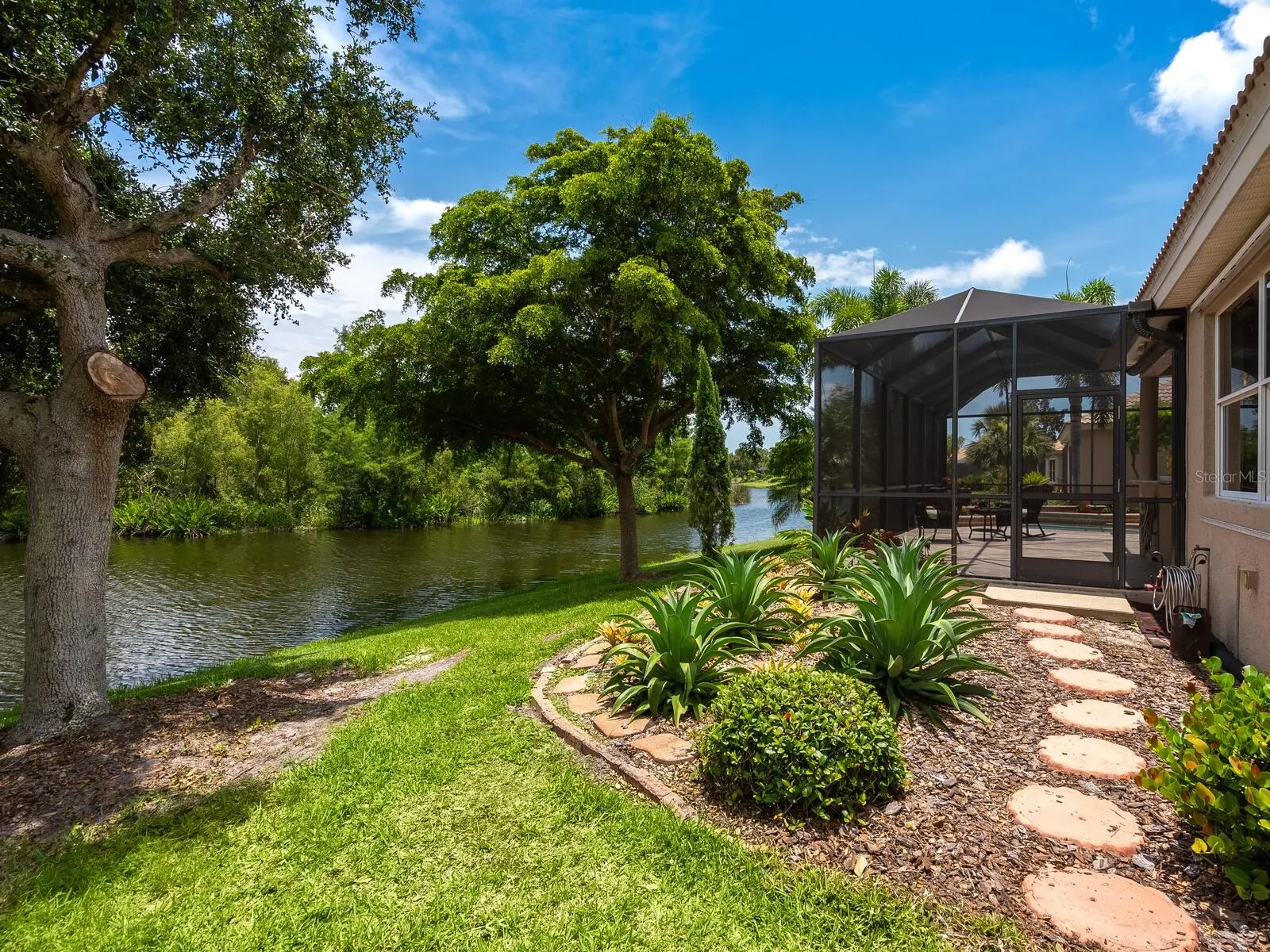 678 CRANE PRAIRIE WAY