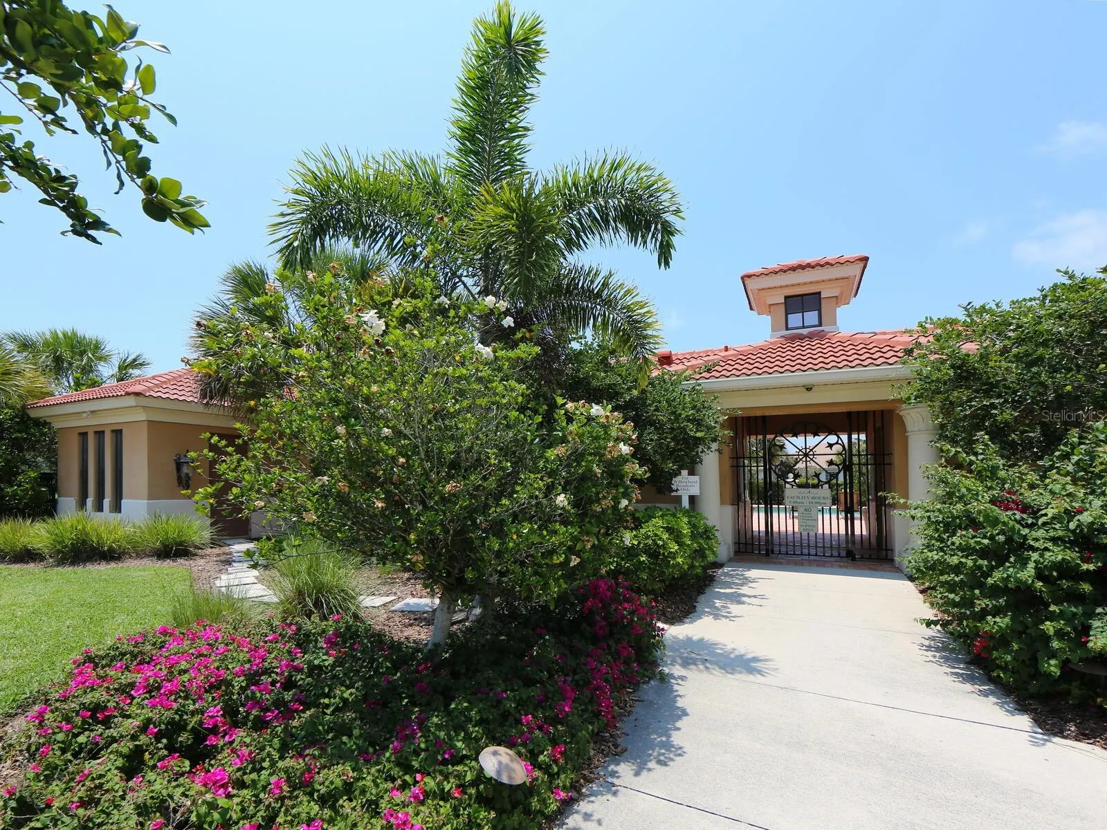 678 CRANE PRAIRIE WAY