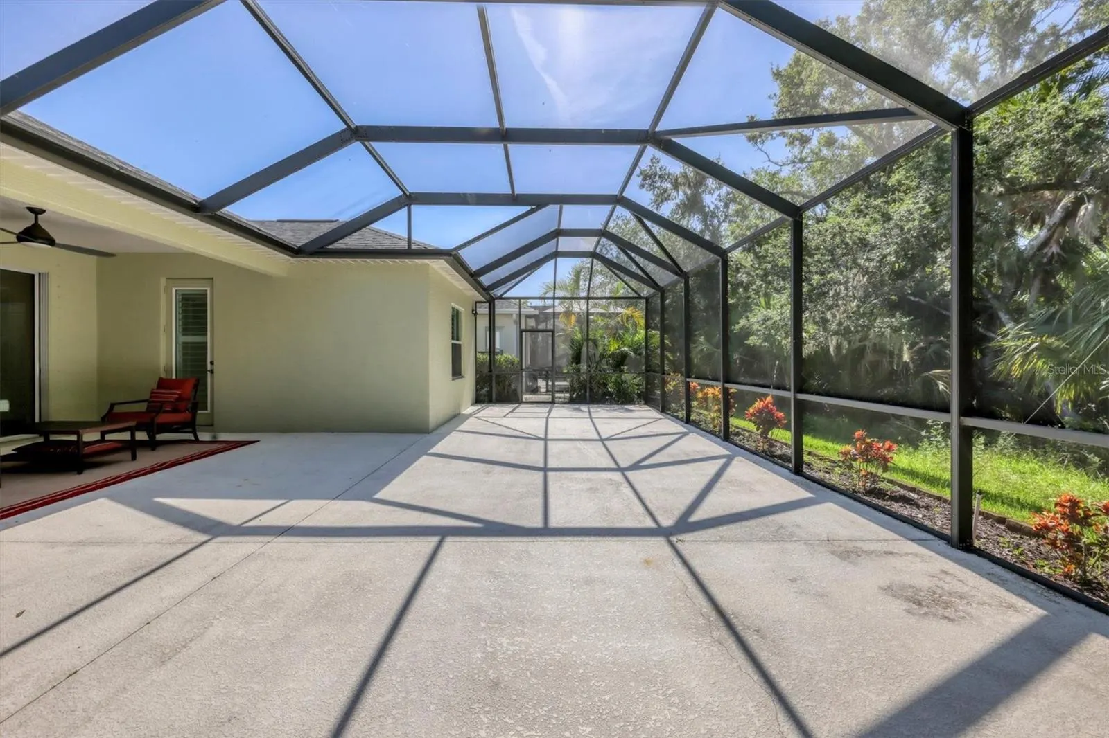 4806 LAKE BREEZE TER