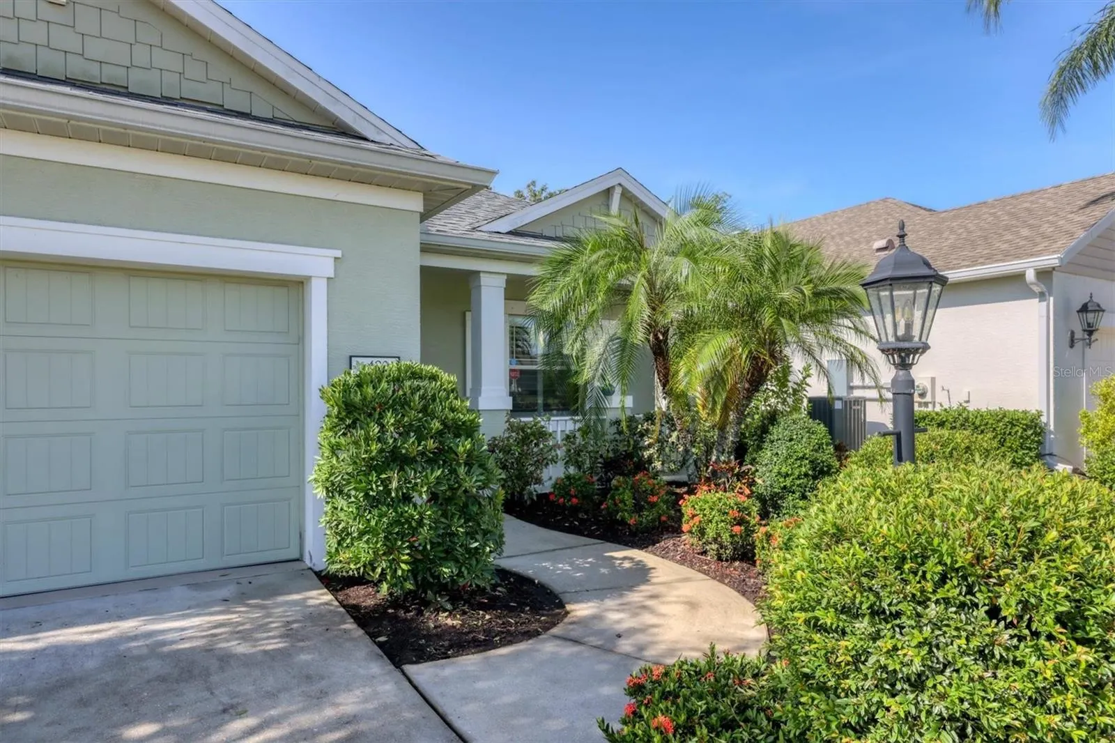 4806 LAKE BREEZE TER