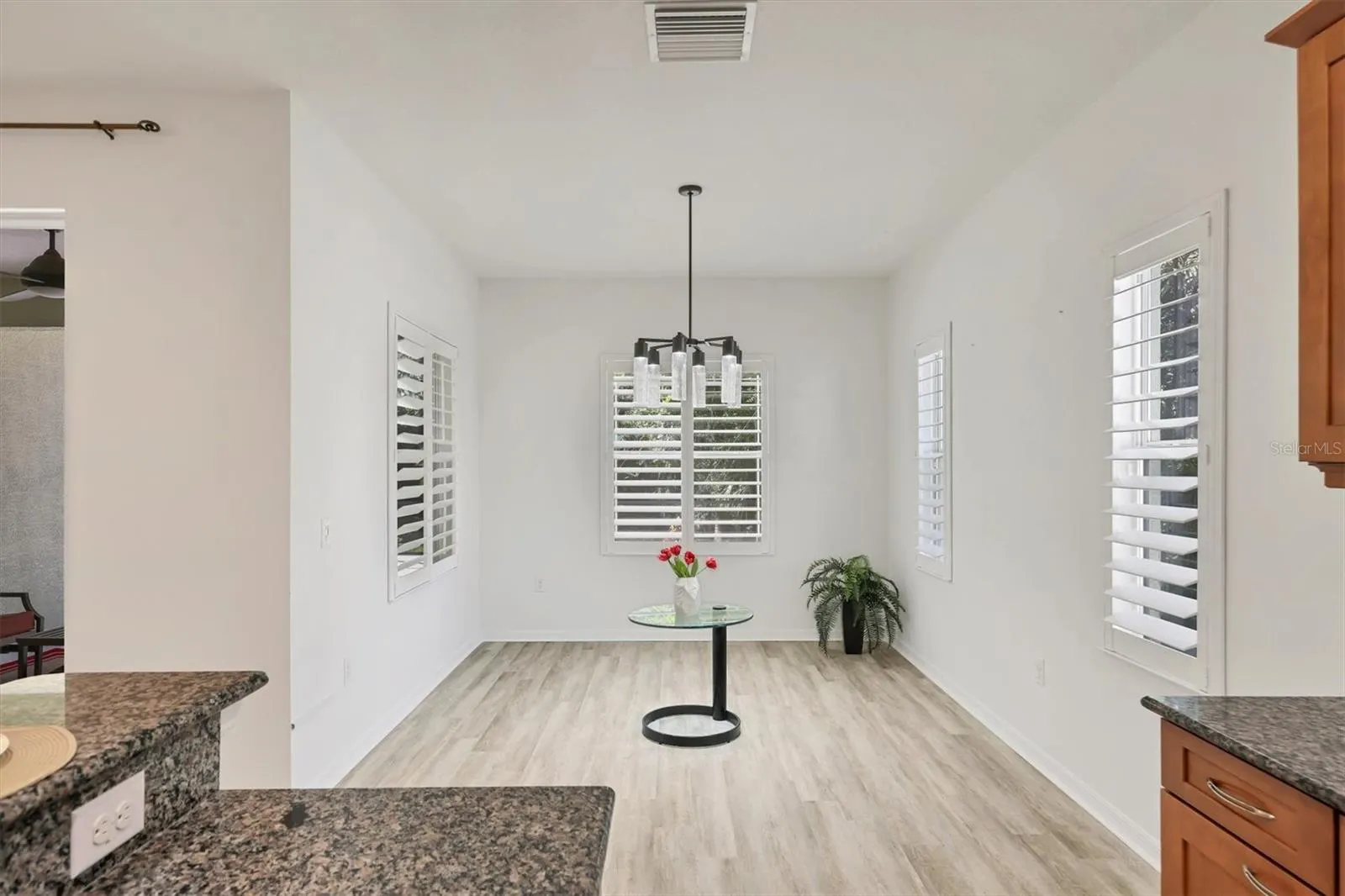 4806 LAKE BREEZE TER