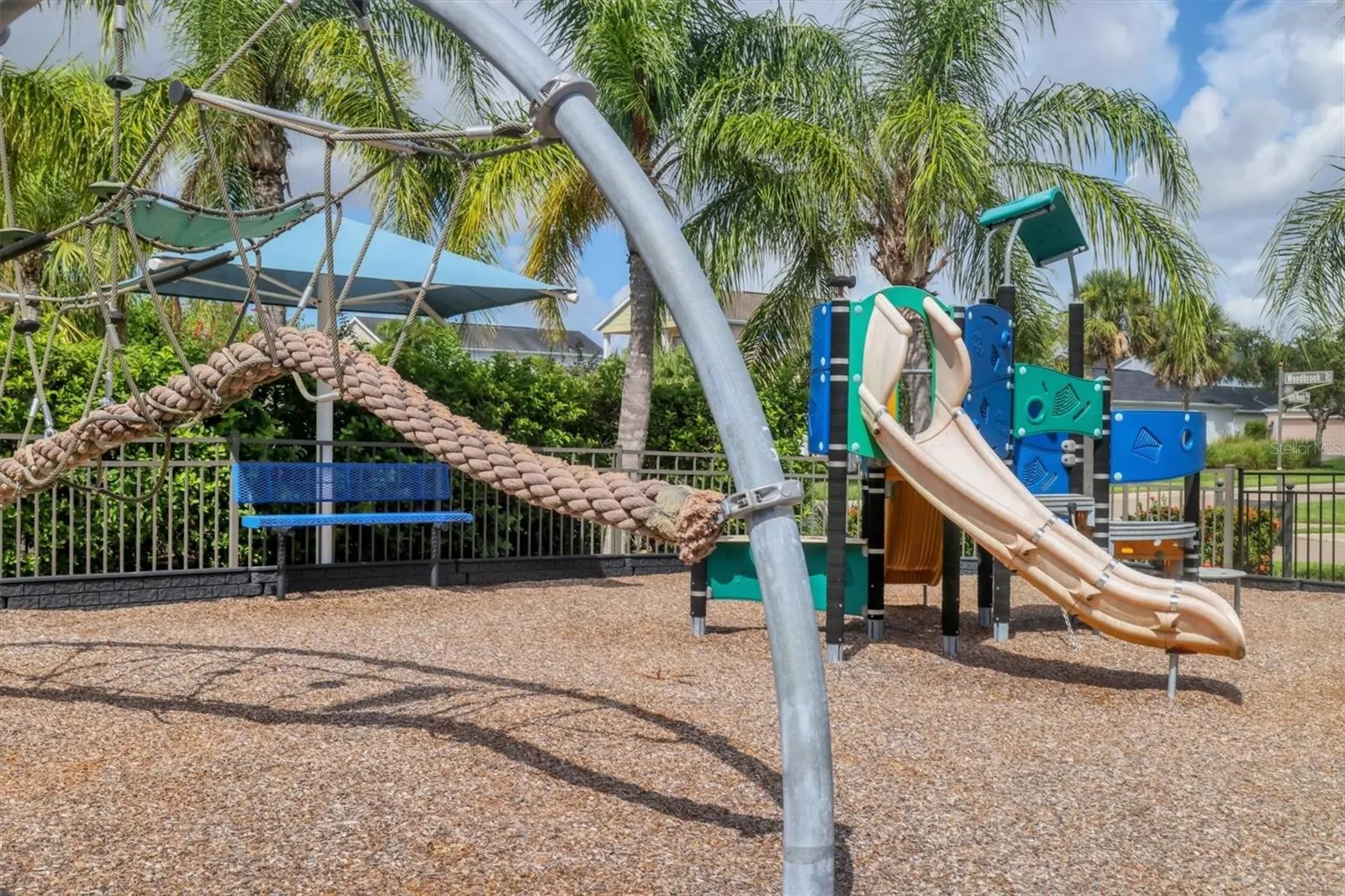 4806 LAKE BREEZE TER