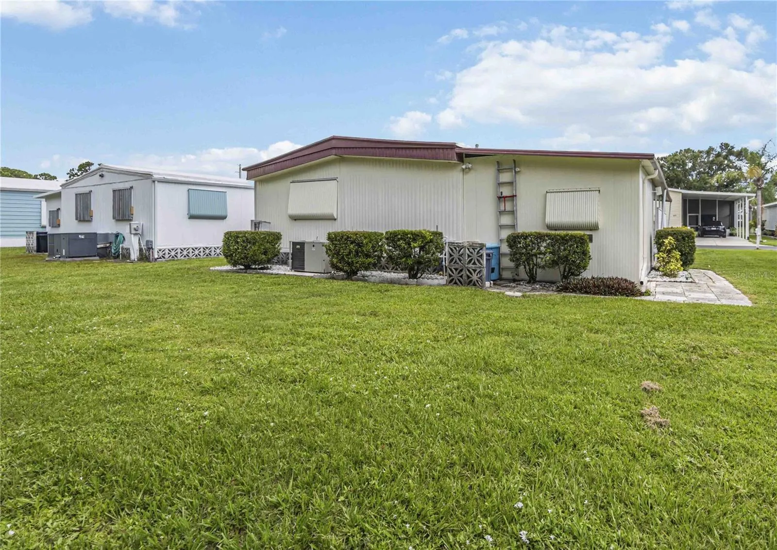 170 EDGEWOOD DR