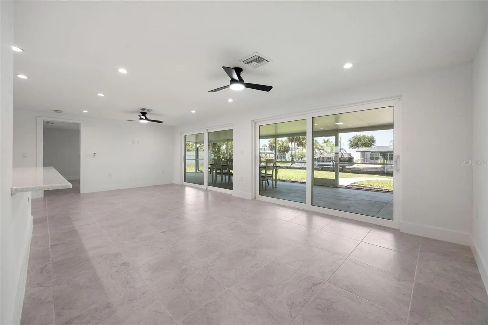 1464 DEER CREEK DR