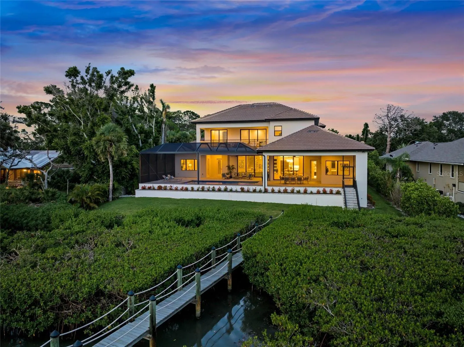 1109 BAYSHORE RD