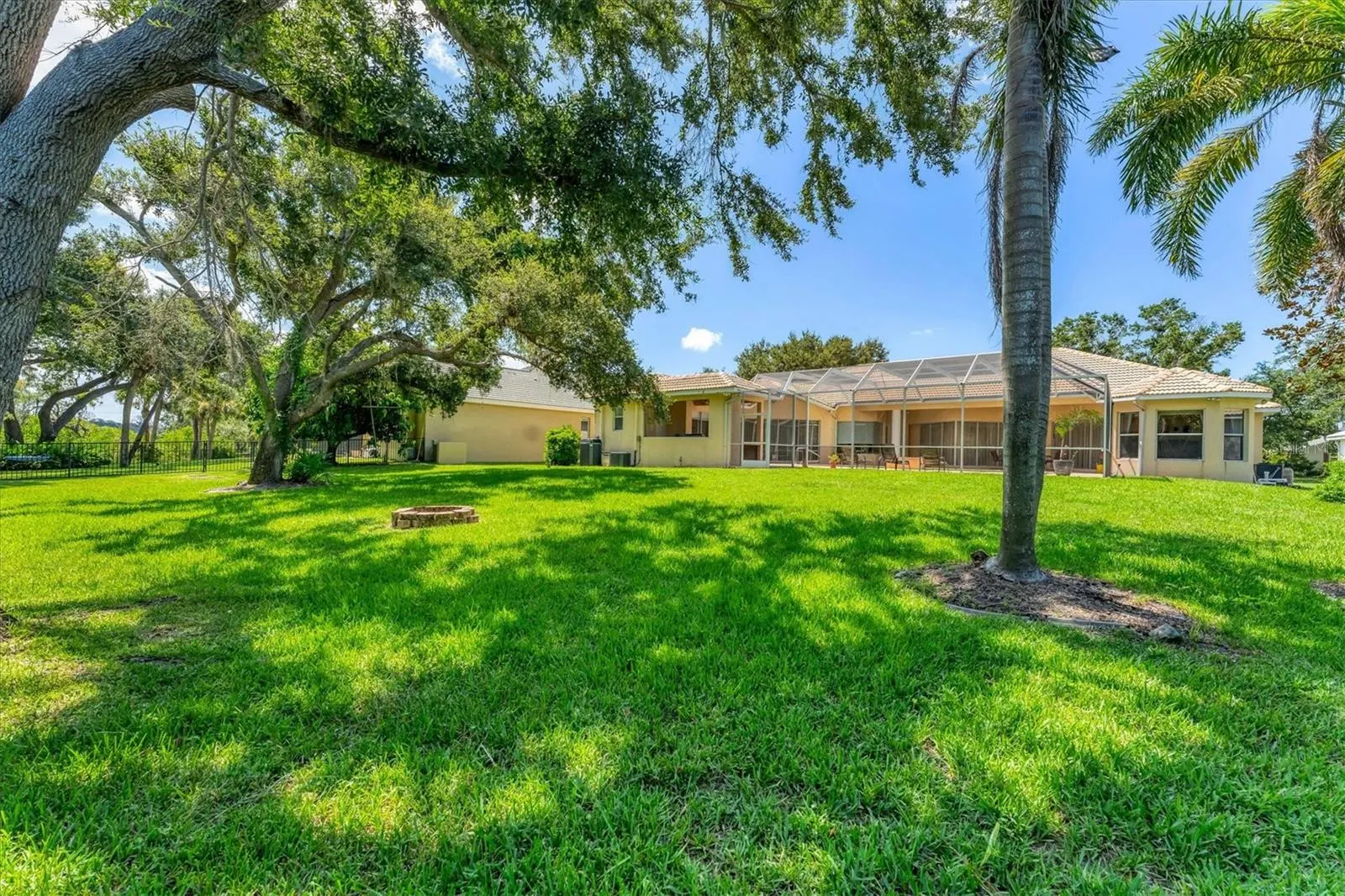 1255 SORRENTO WOODS BLVD