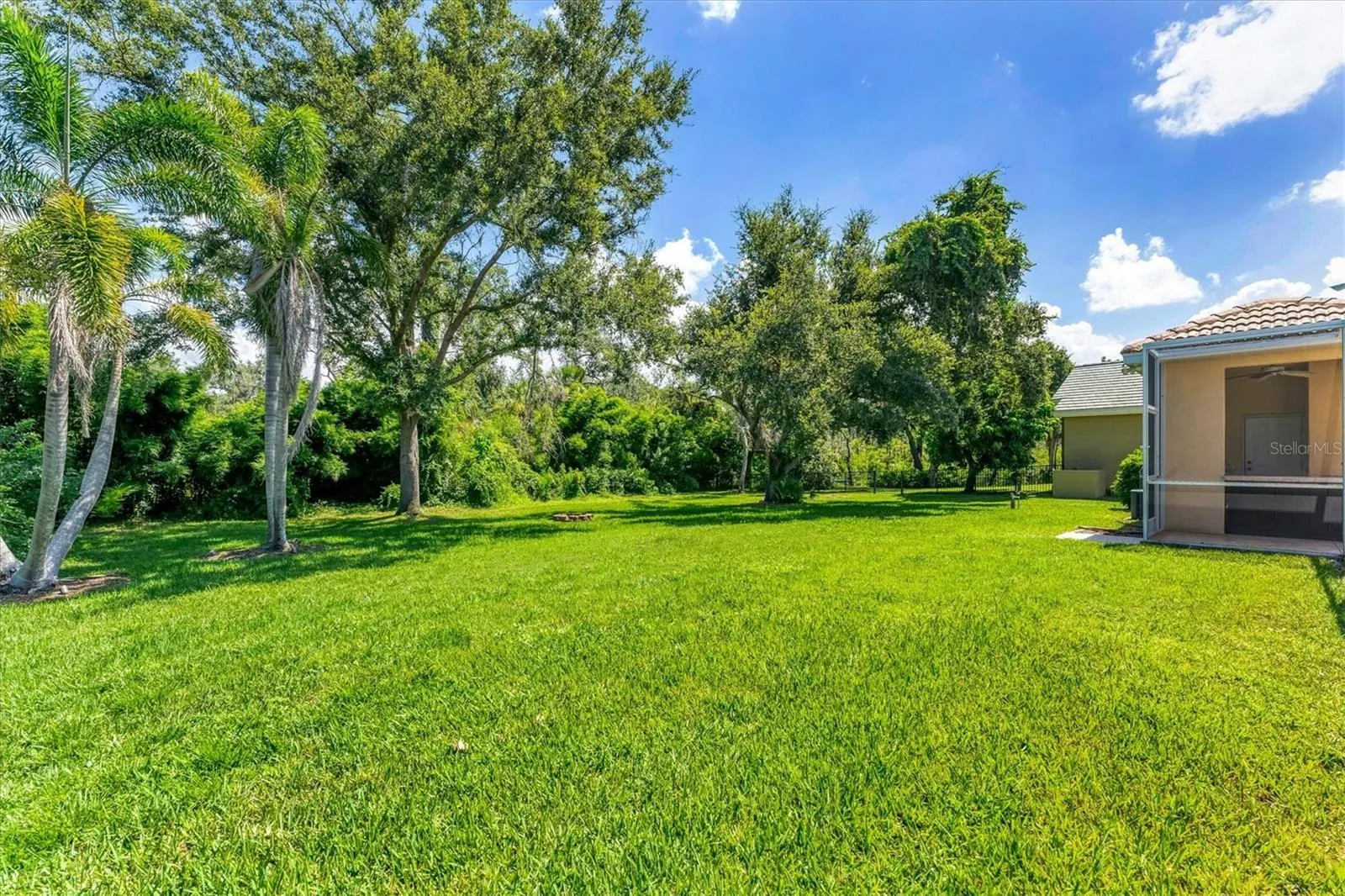 1255 SORRENTO WOODS BLVD
