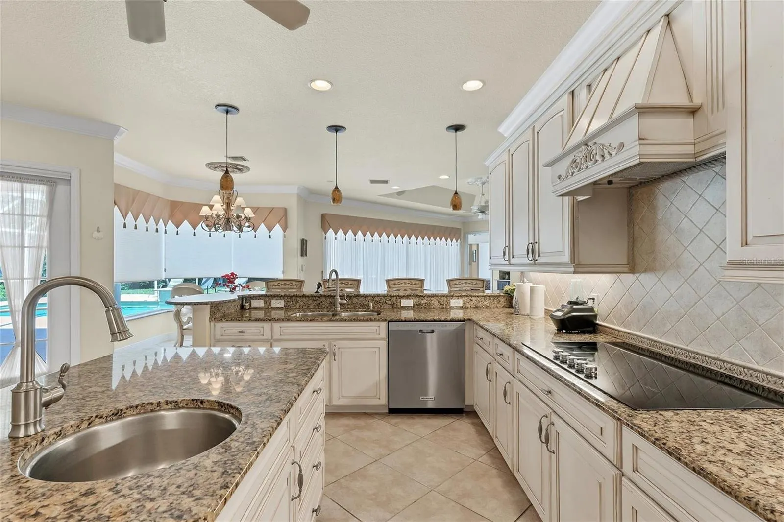 1255 SORRENTO WOODS BLVD