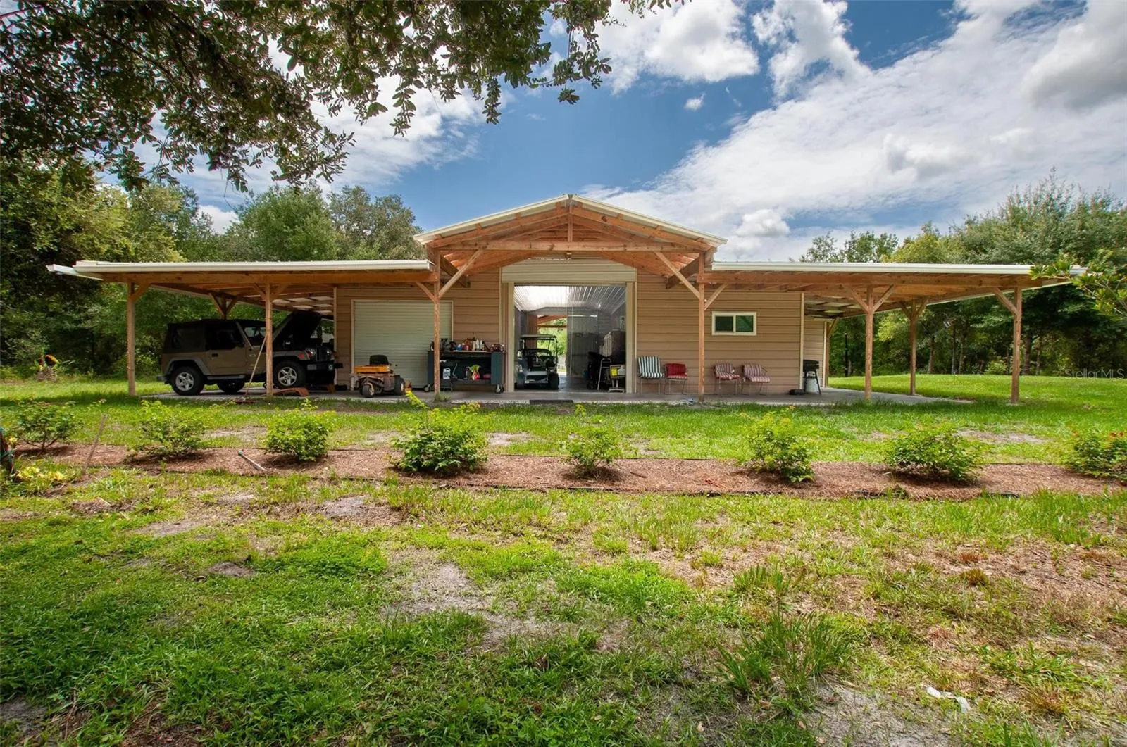 2464 SW KLEIS DR