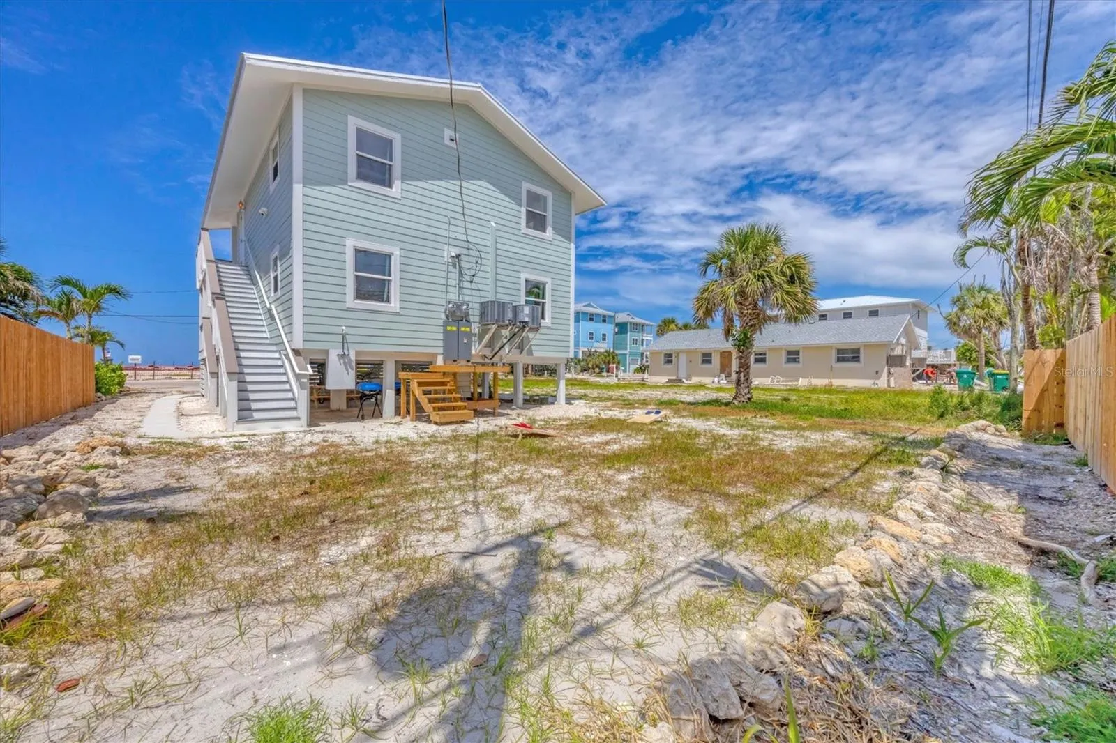 1107 SHORE VIEW DR