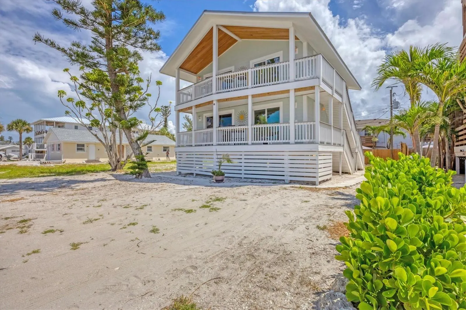 1107 SHORE VIEW DR