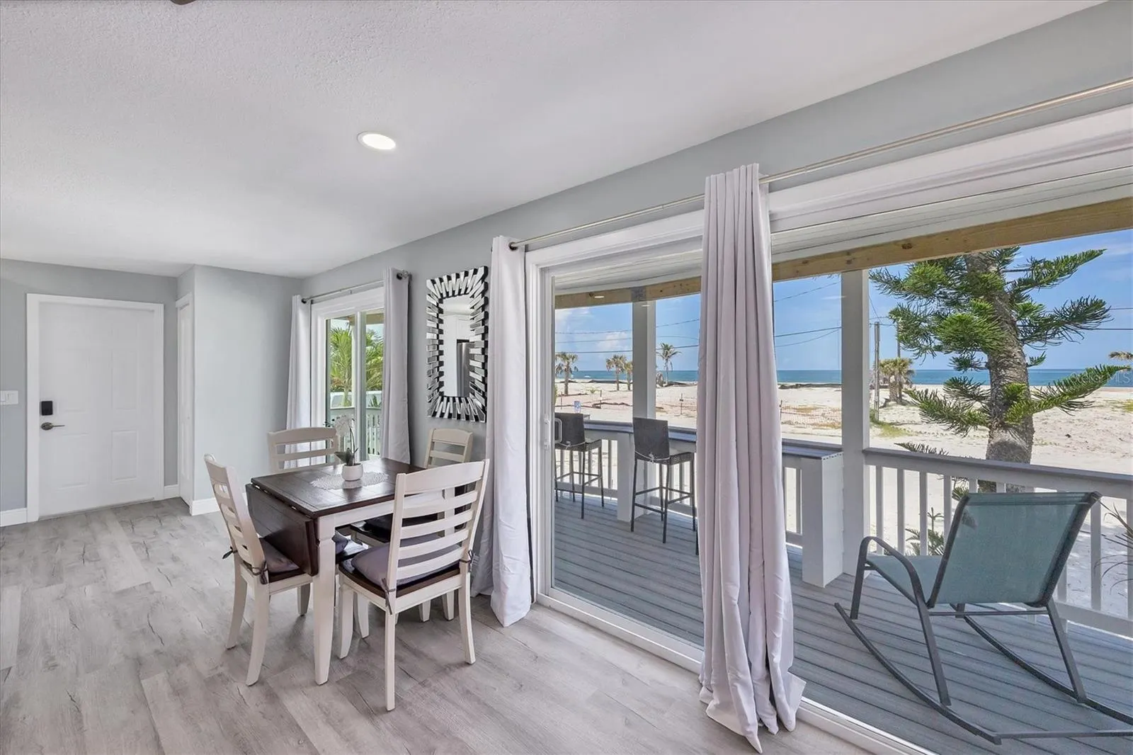 1107 SHORE VIEW DR