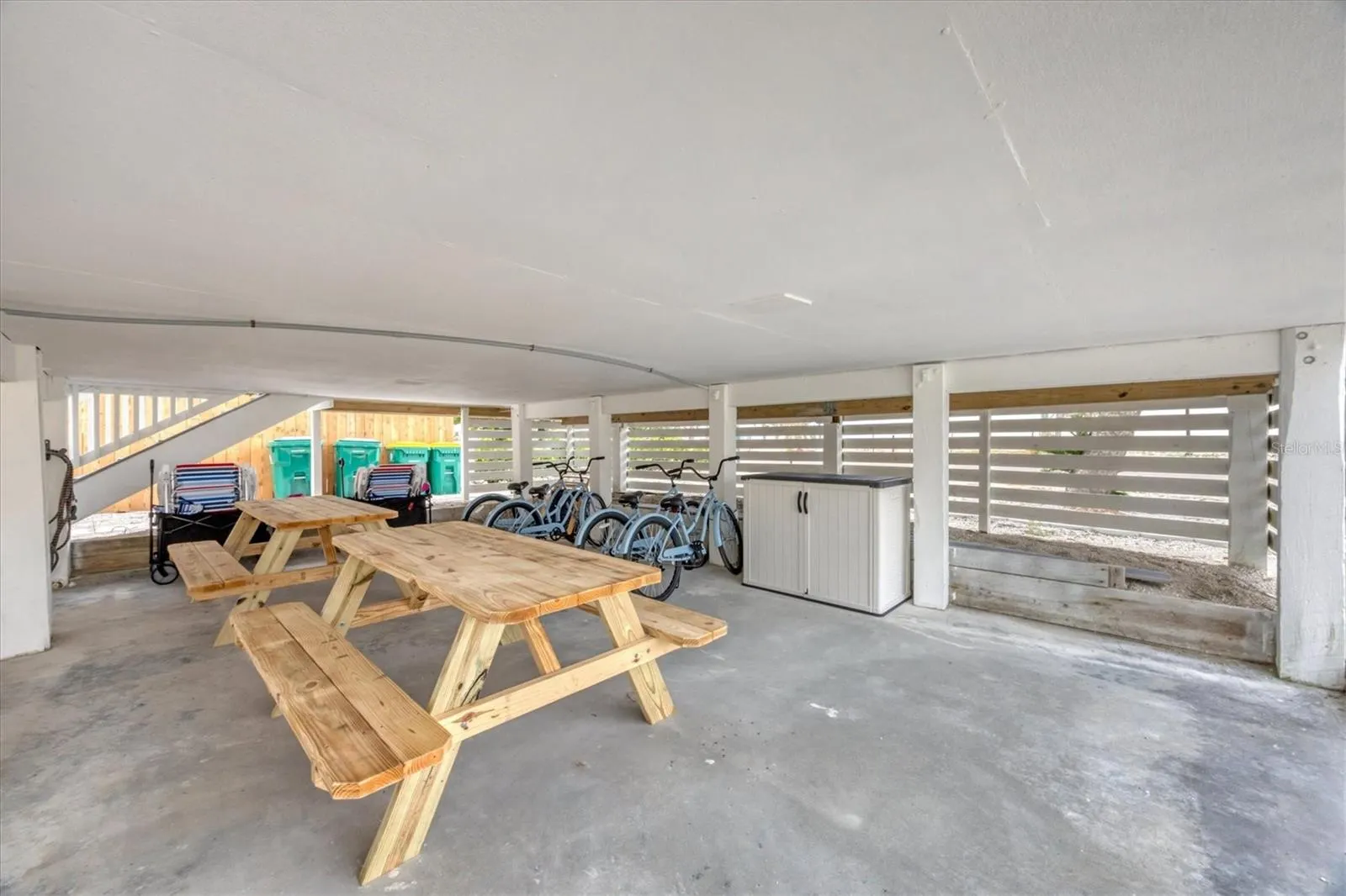 1107 SHORE VIEW DR