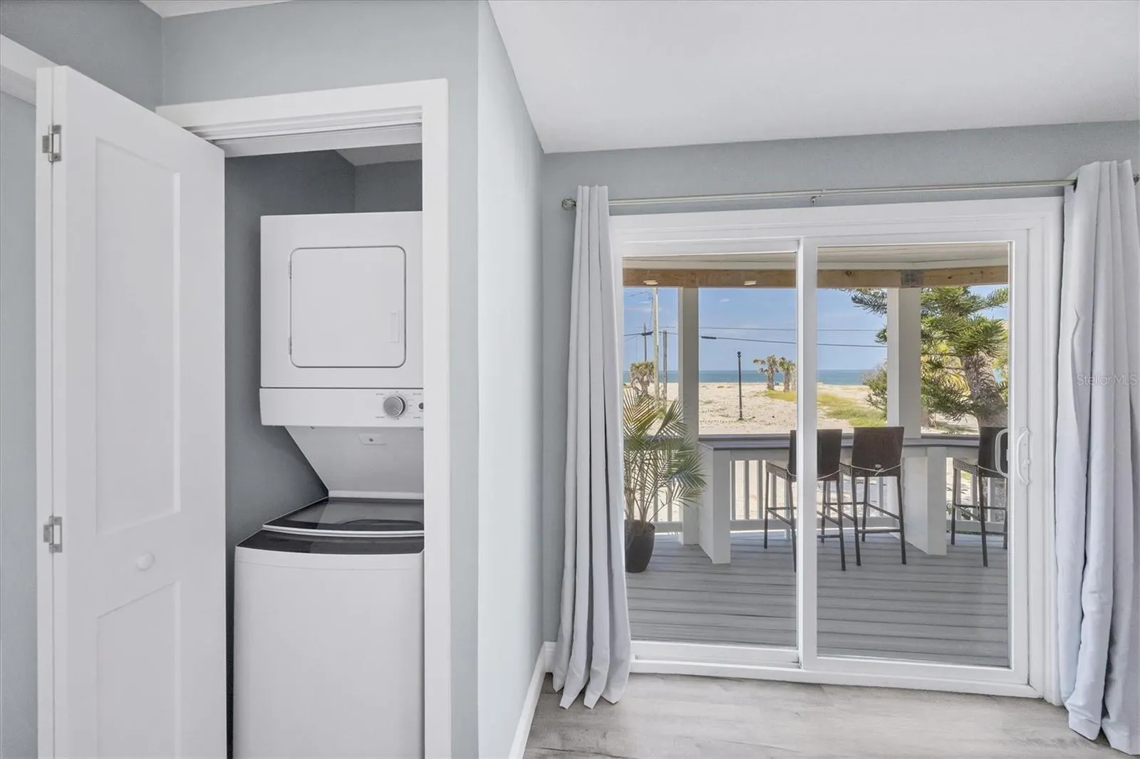 1107 SHORE VIEW DR