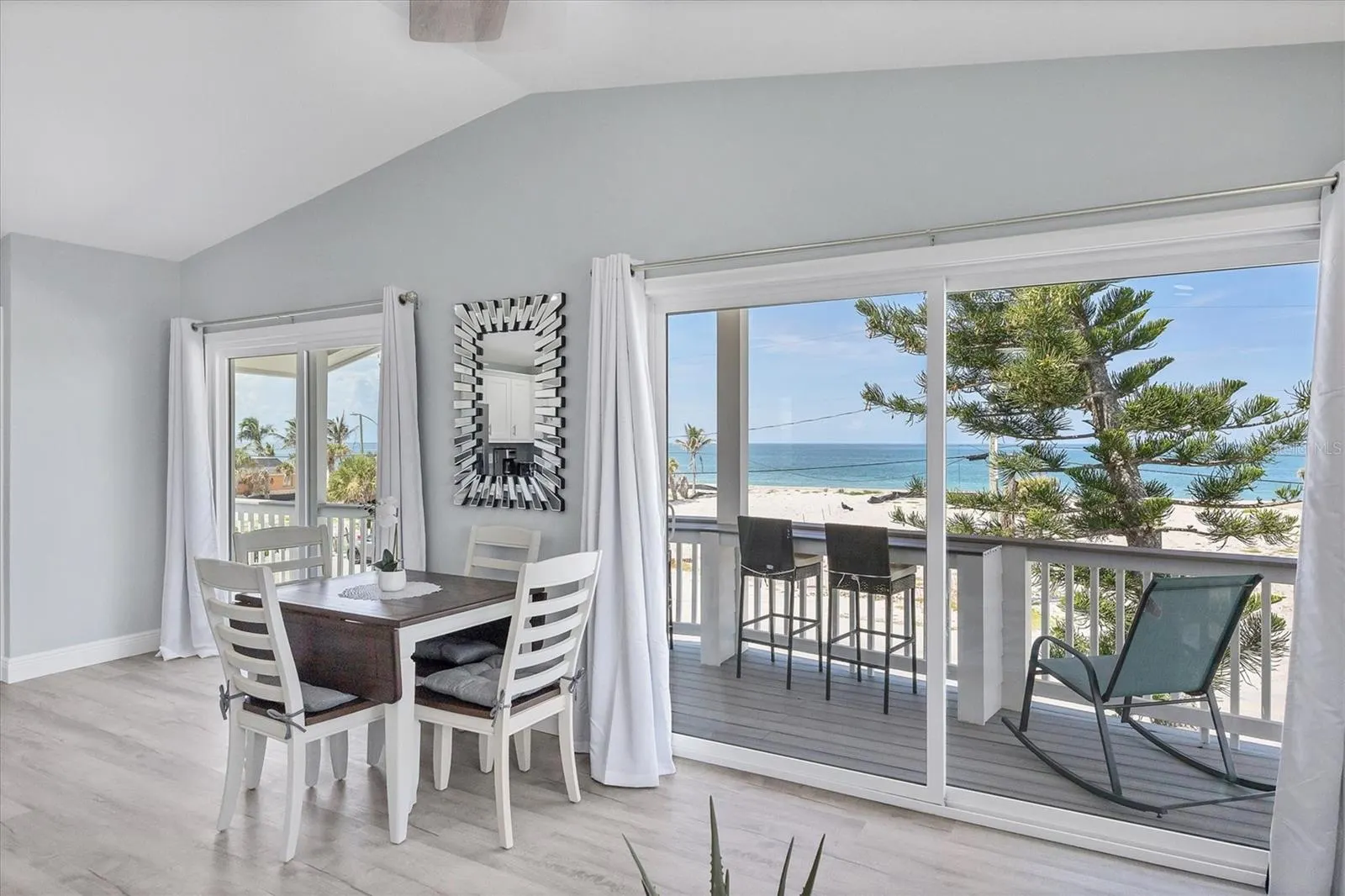 1107 SHORE VIEW DR