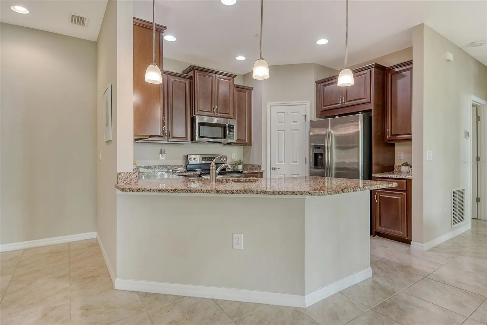 116 NAVIGATION CIR #106, #106