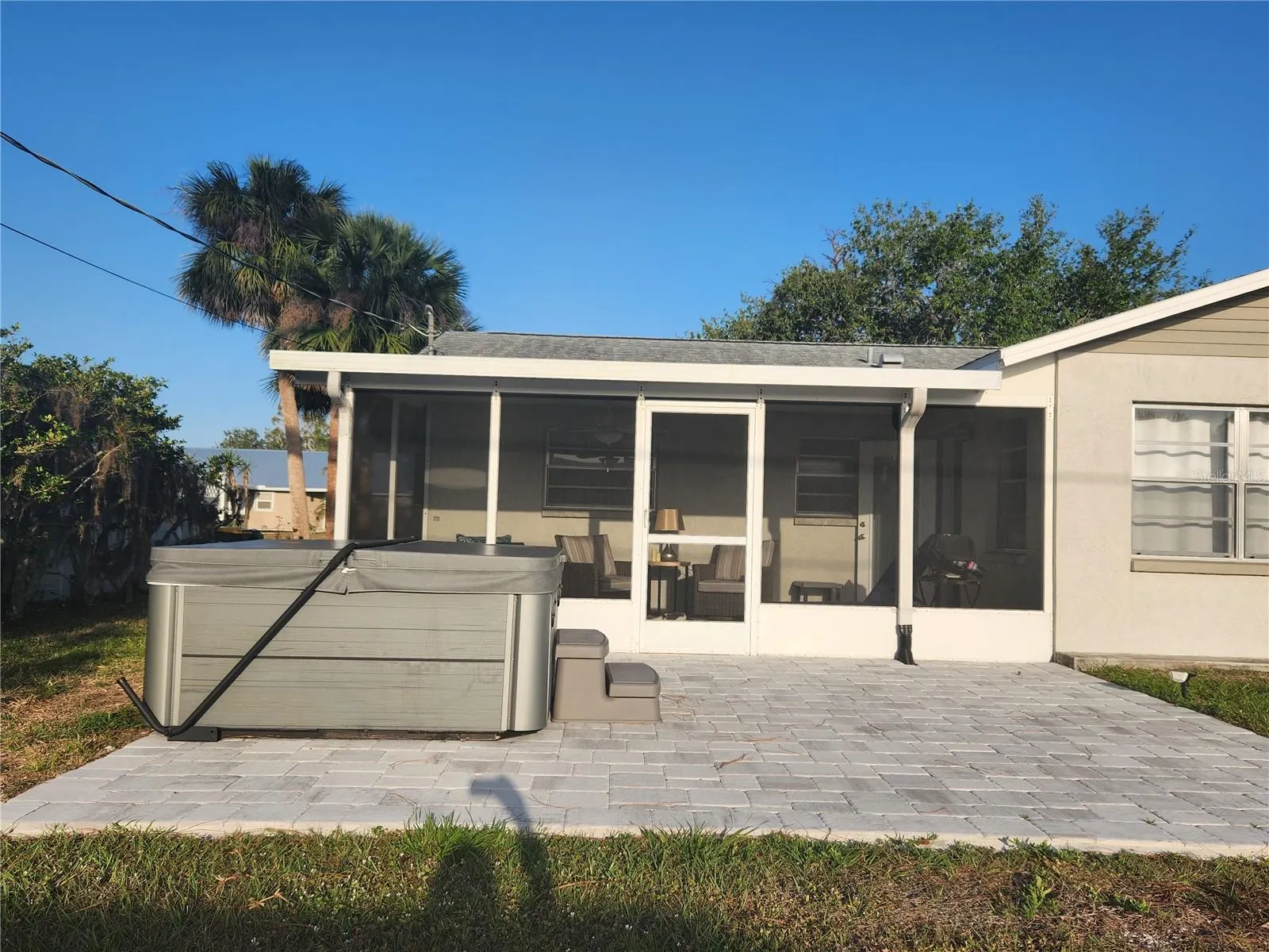 1229 CORAL LN