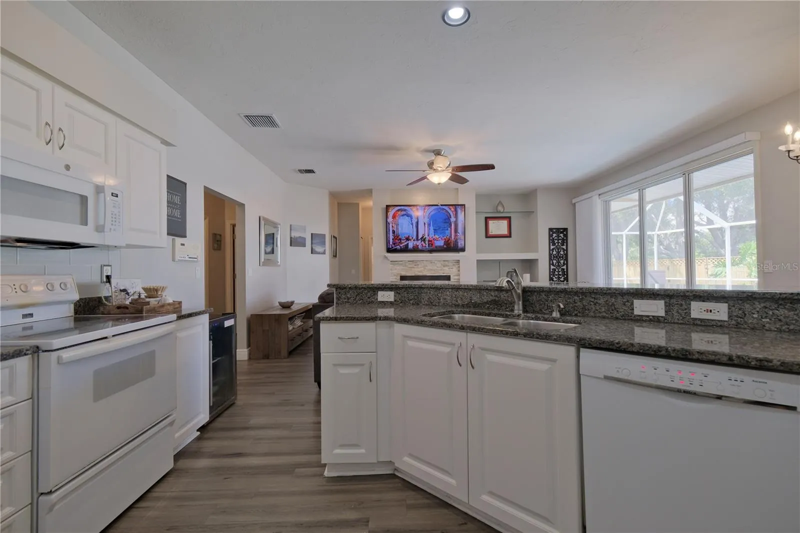 594 PINE RANCH EAST RD