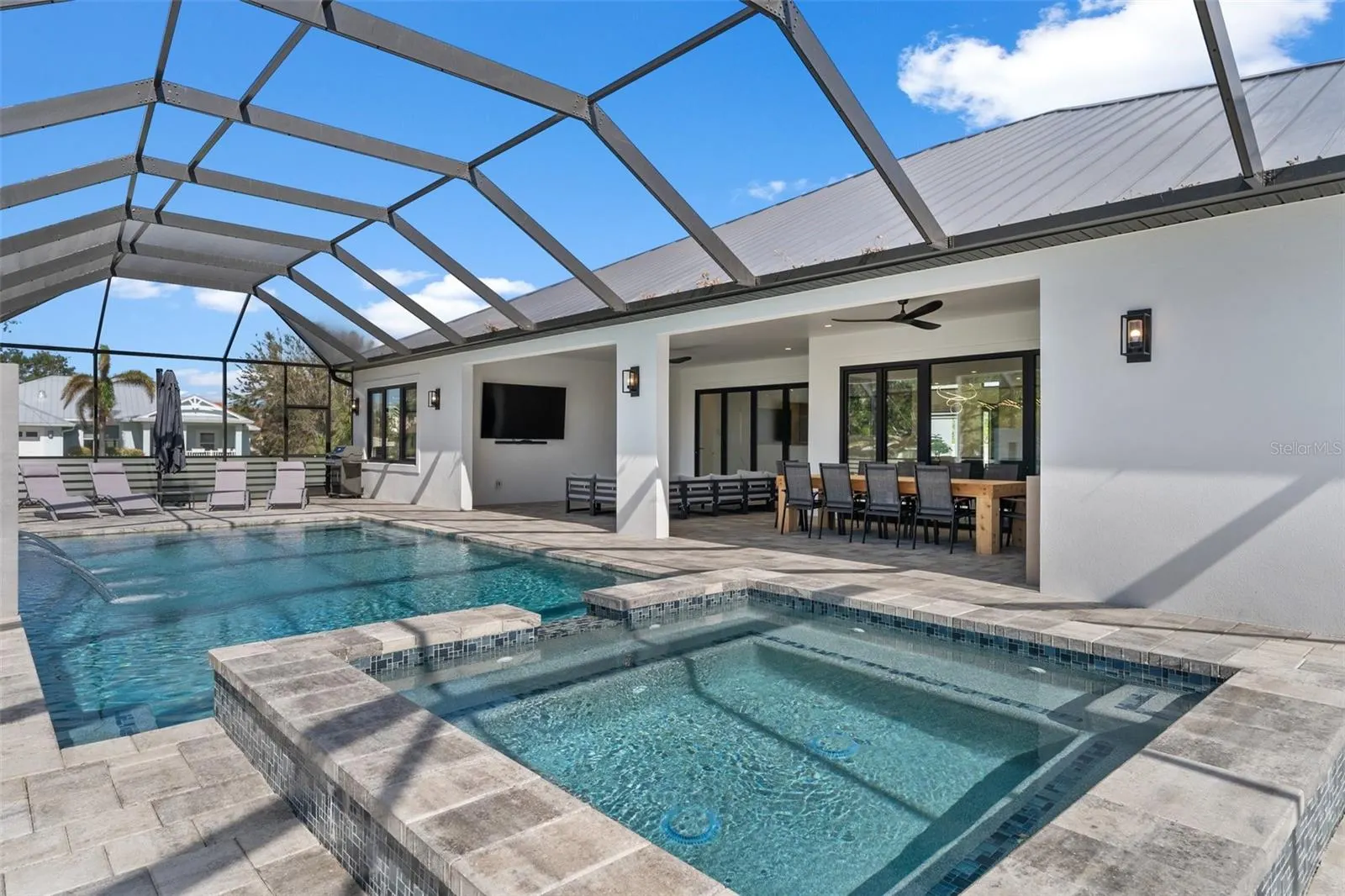 507 ACACIA LN